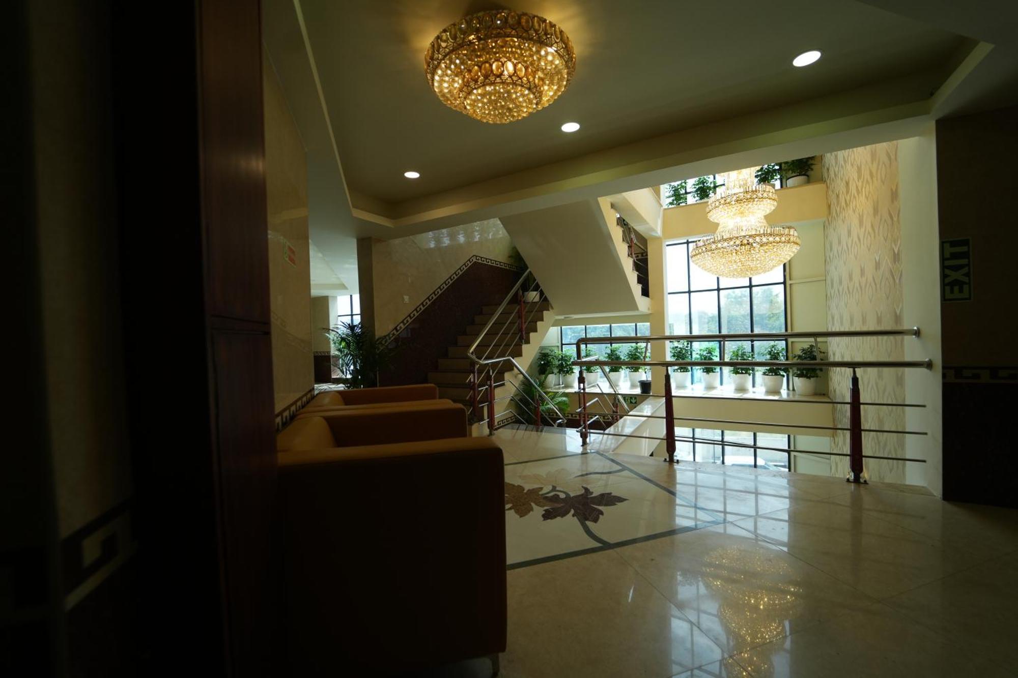 Hotel Mazus Urban Express Mysore