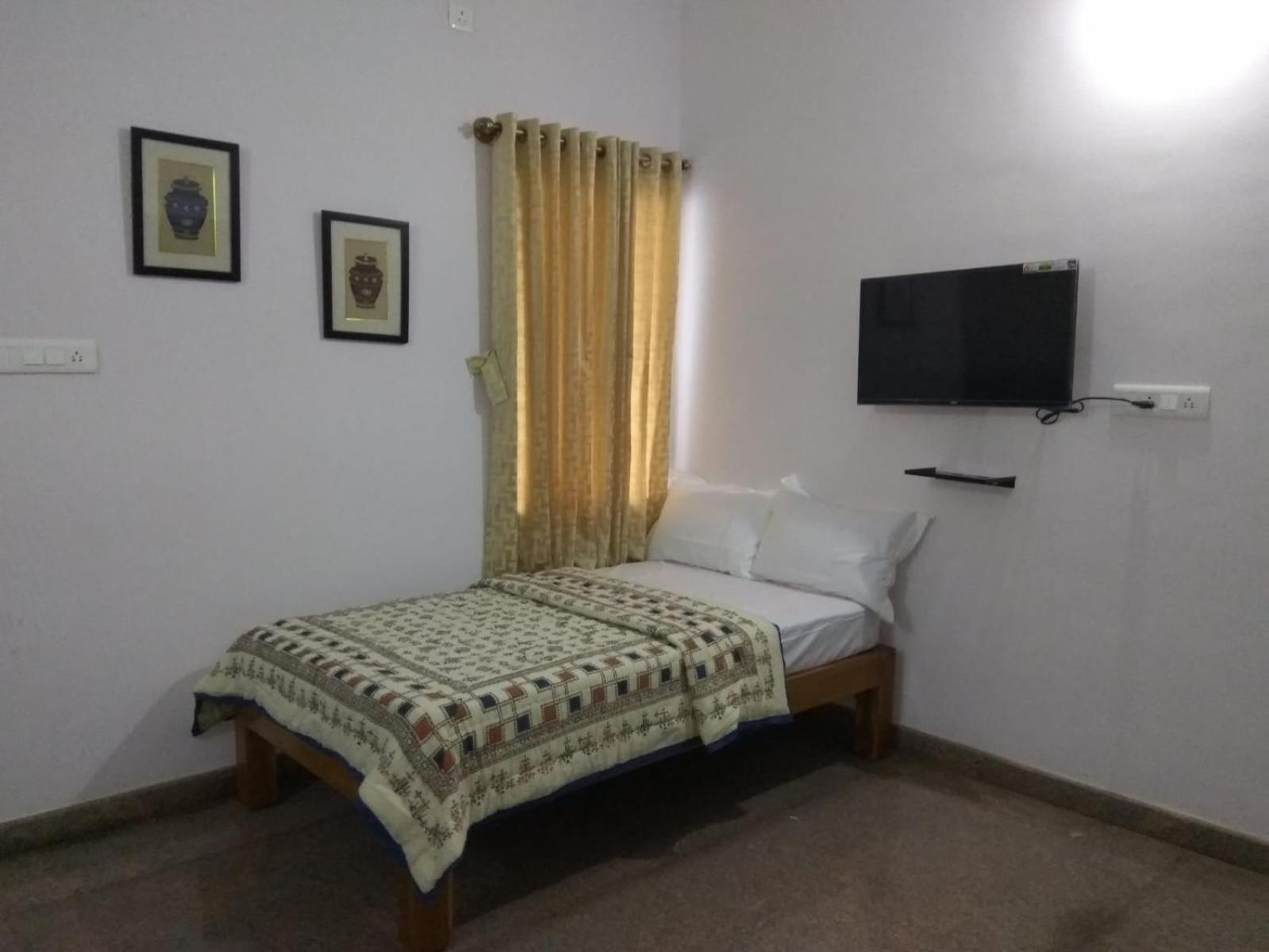Aashraya Homestay