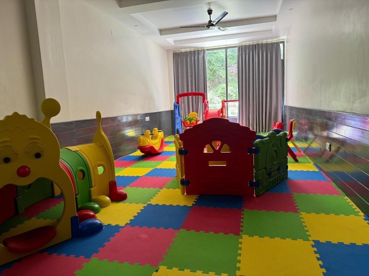 Sanga Hotel 4*