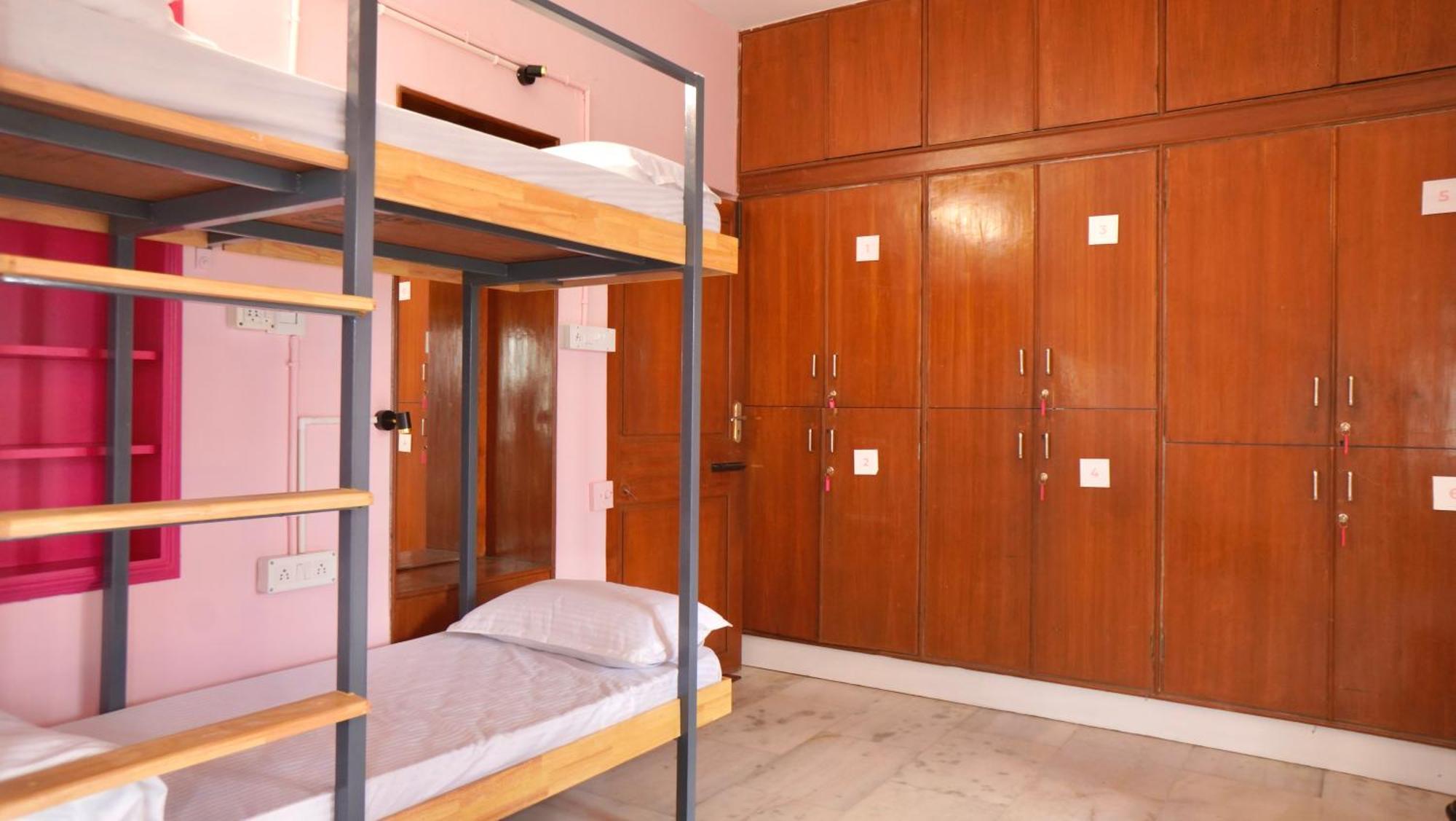 Hostel Roambay - Gokulam