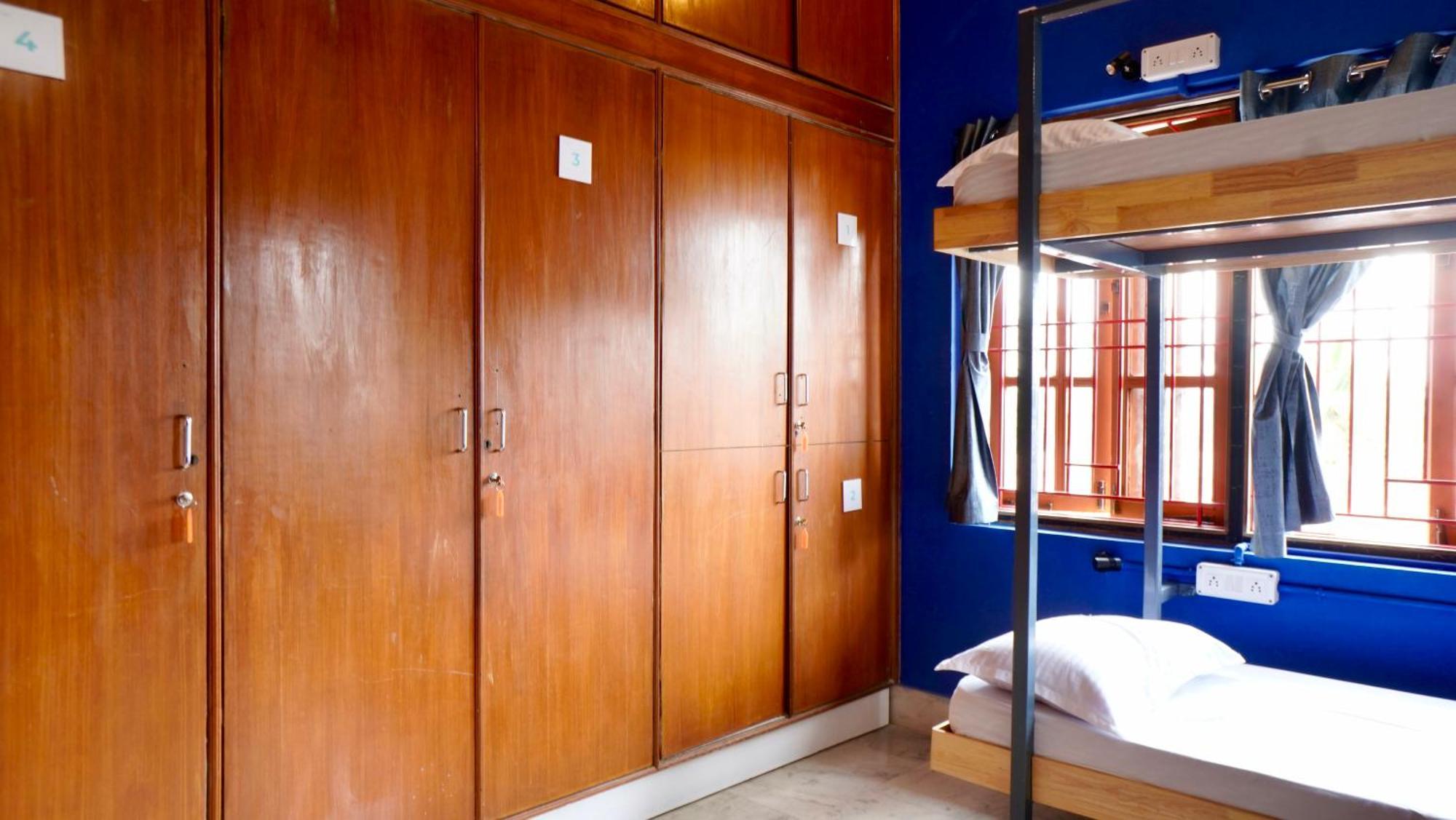 Hostel Roambay - Gokulam *