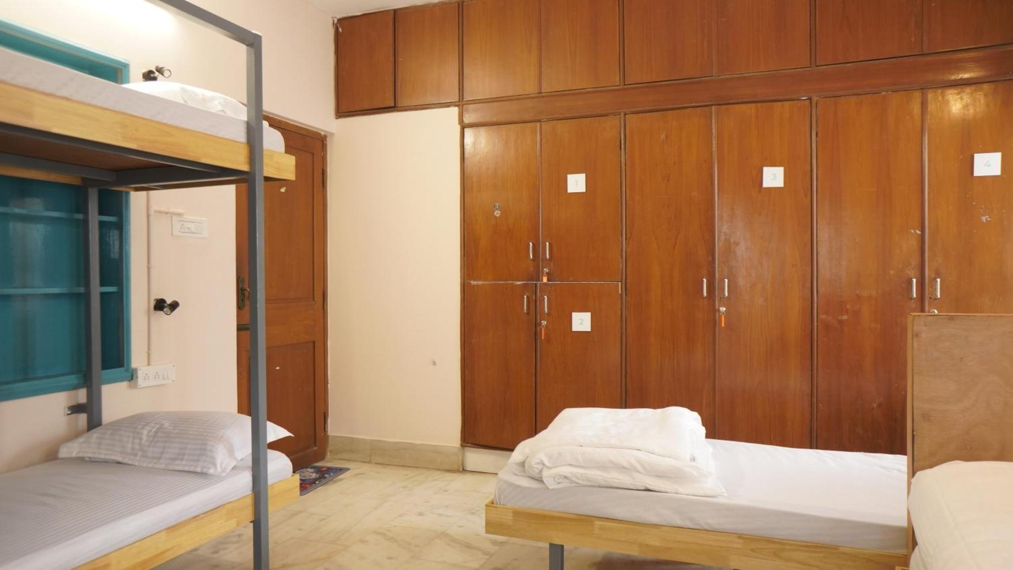 Hostel Roambay - Gokulam Mysore