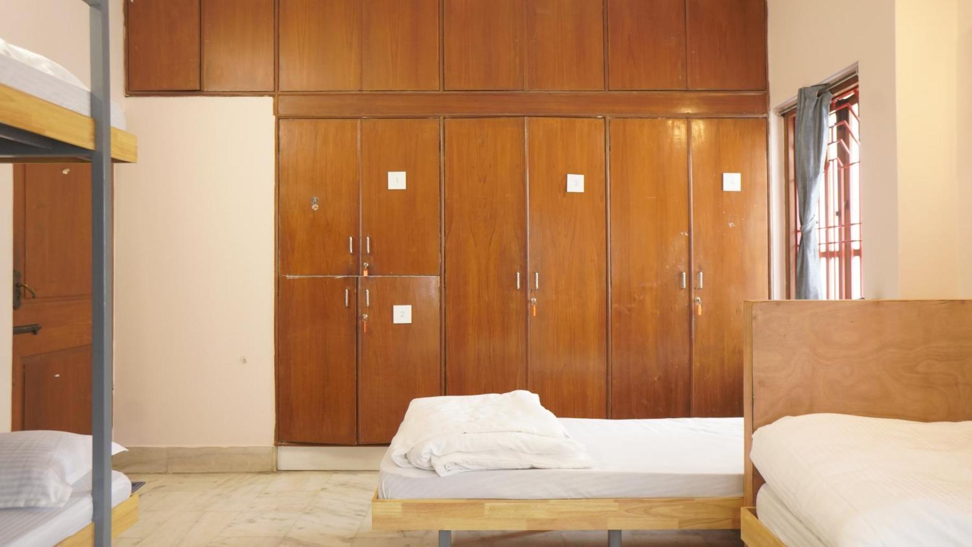 Roambay - Gokulam Hostel Mysore