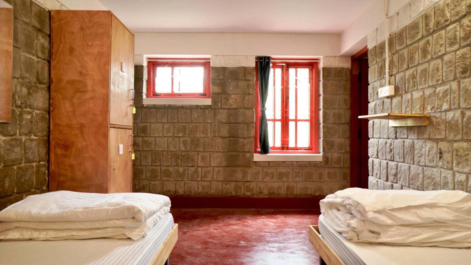 Roambay - Gokulam Hostel