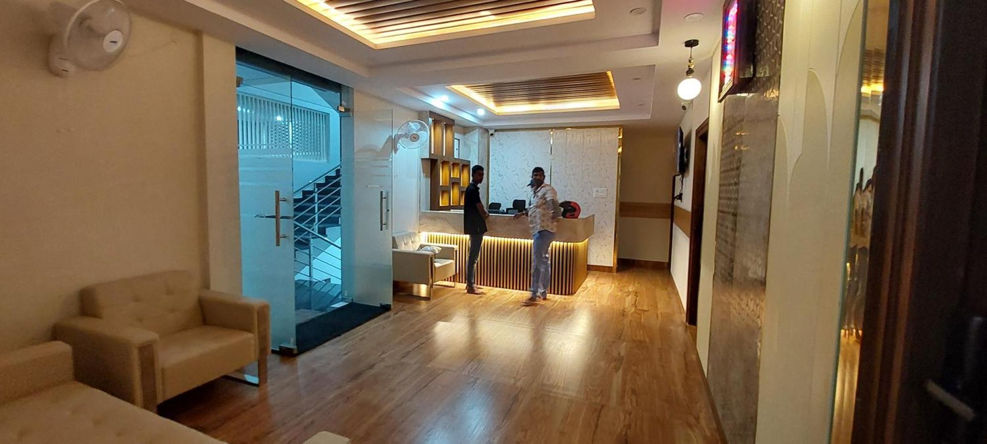 Sky Hotel Mysore