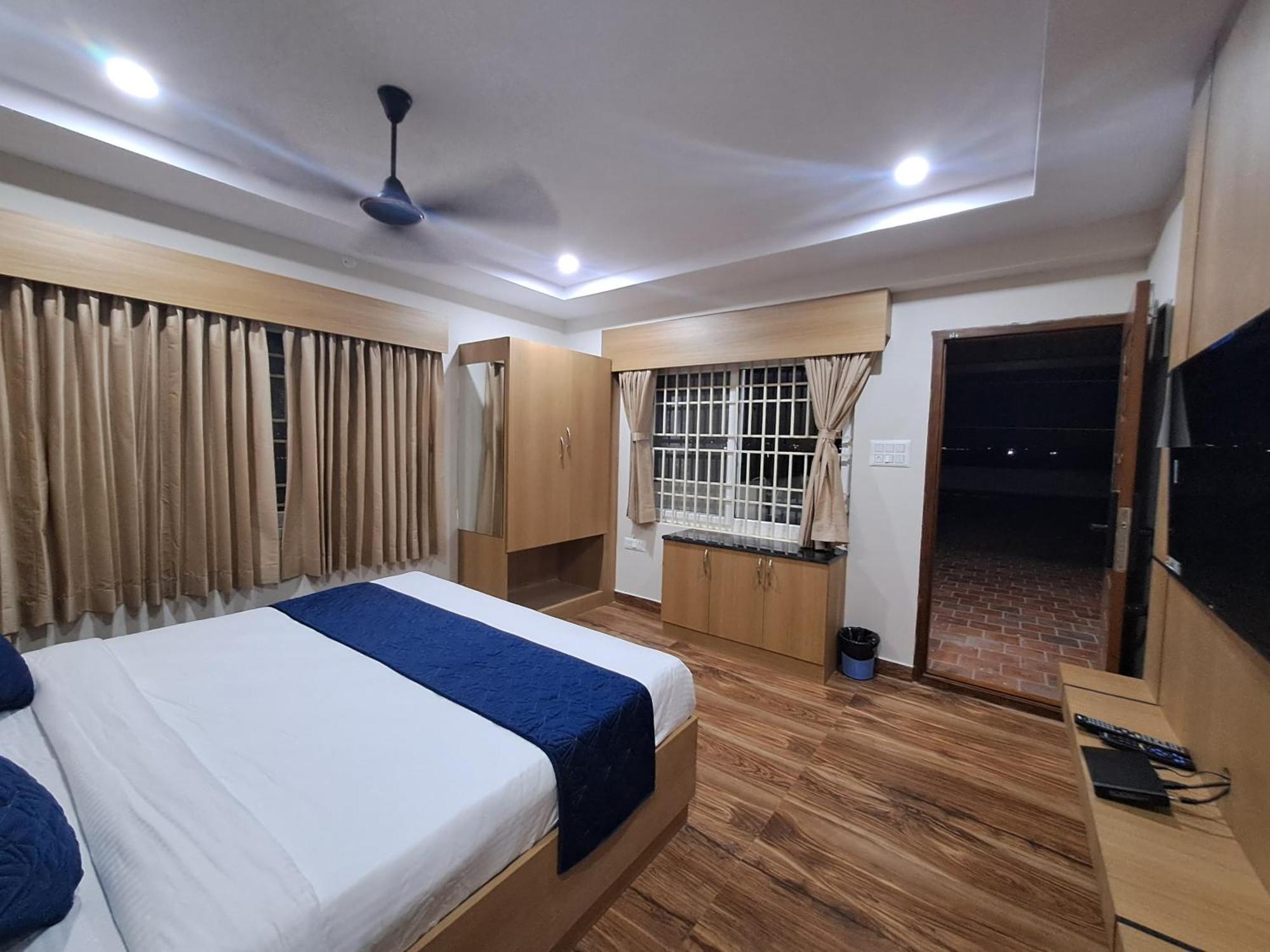 Hotel Sky Mysore