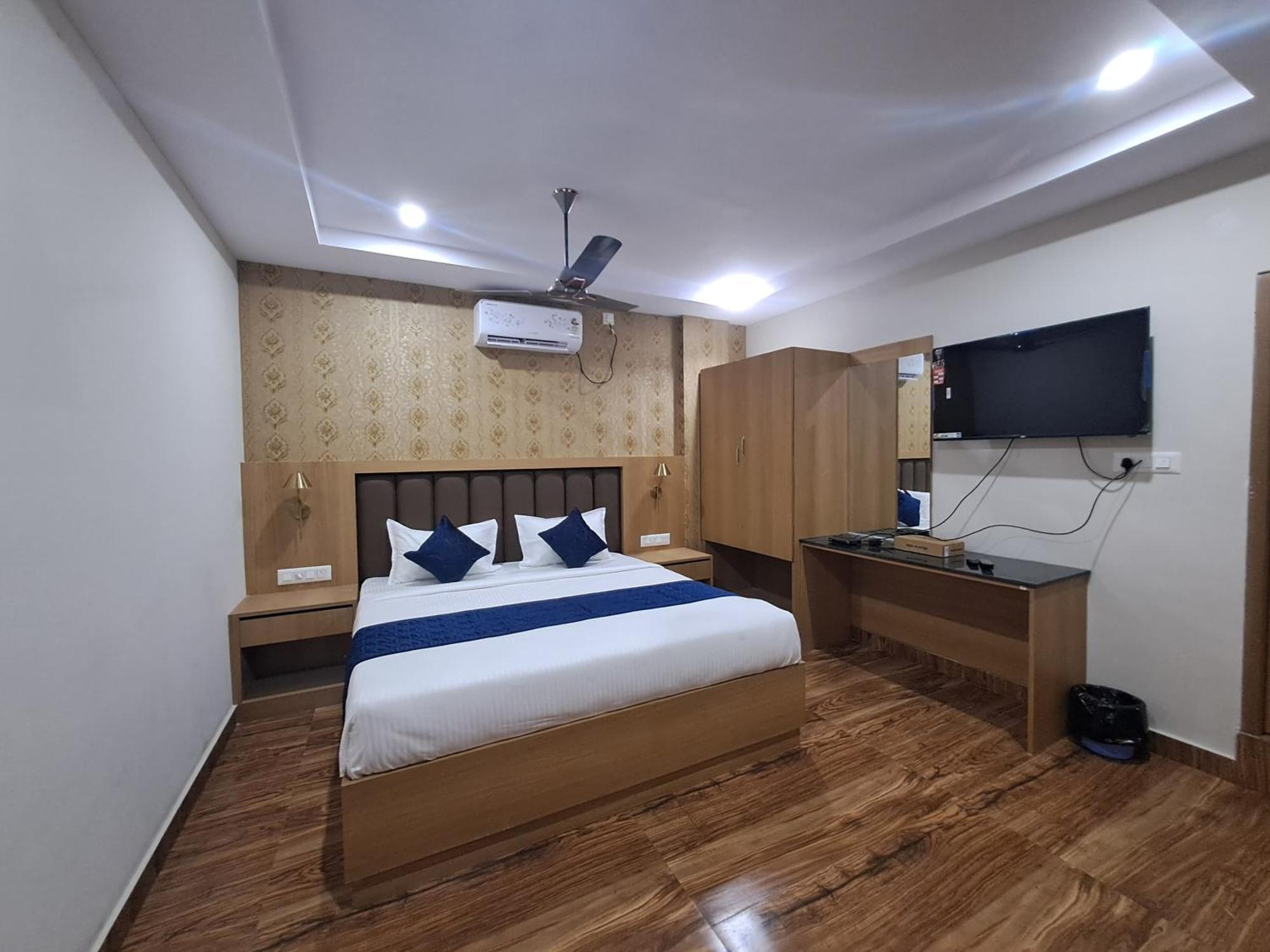 Sky Hotel