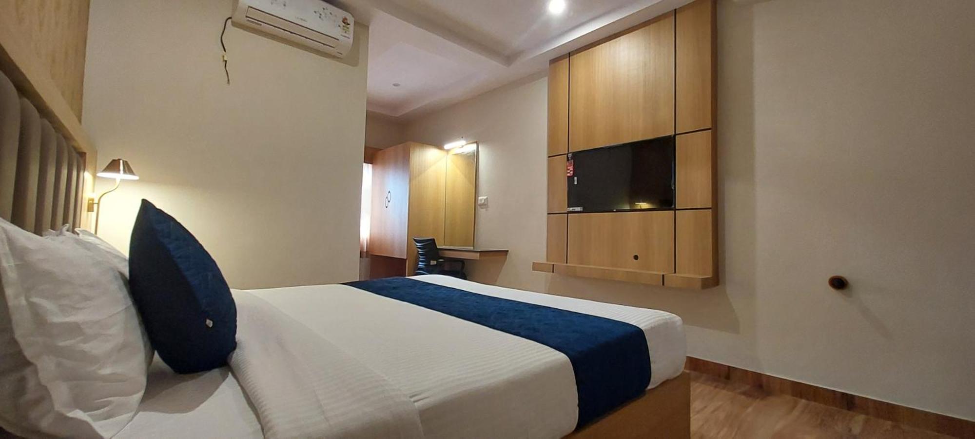 Hotel Sky