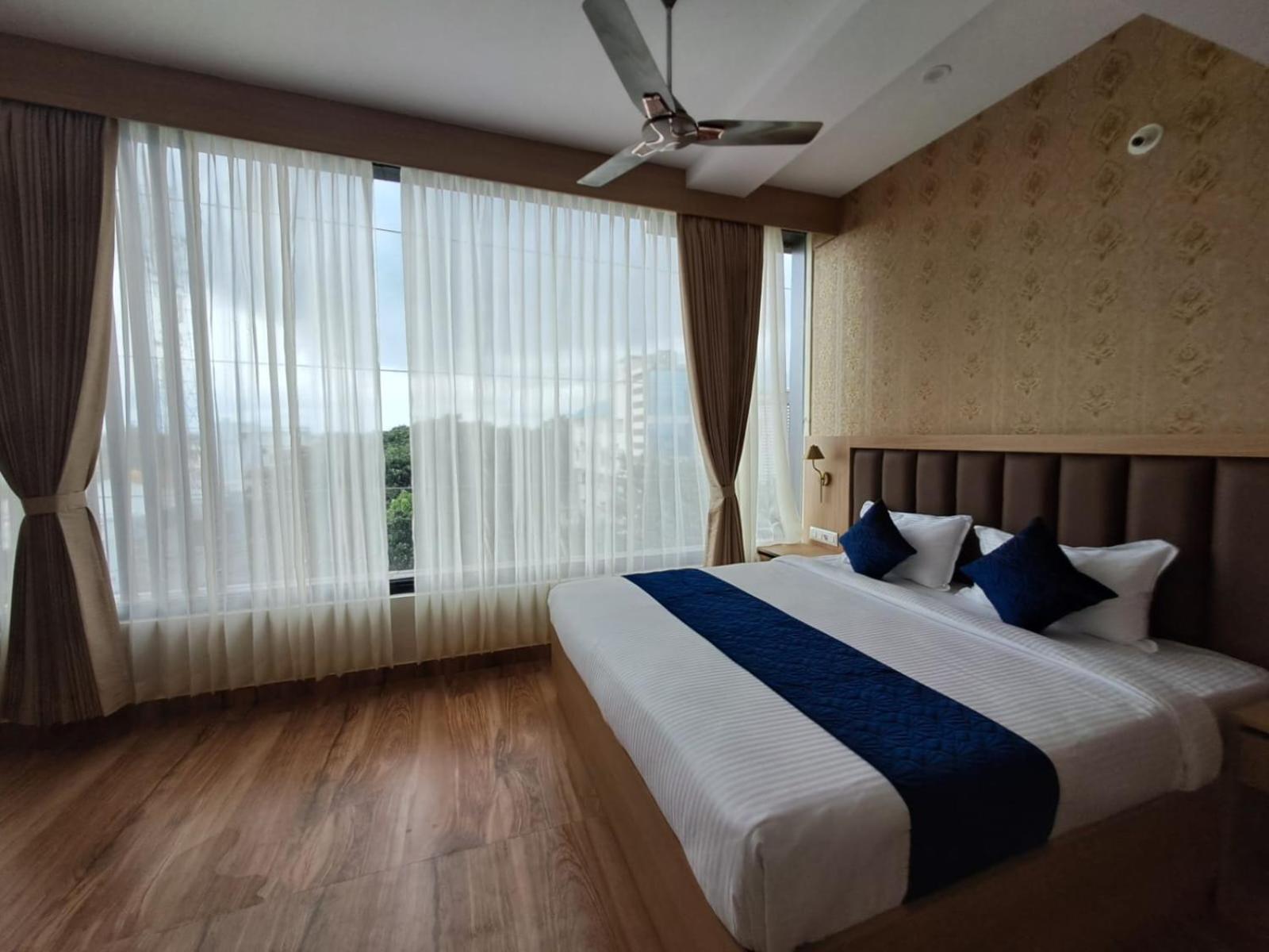 Sky 2* Mysore