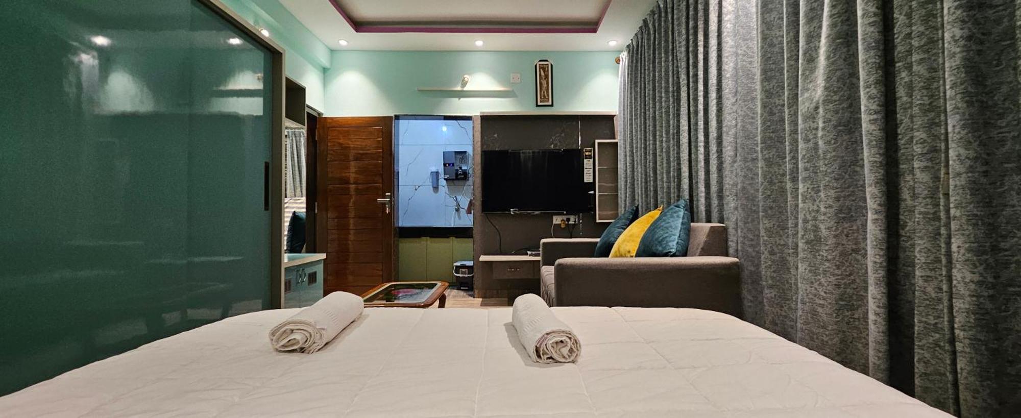 Ridhi Premium Service Apartment