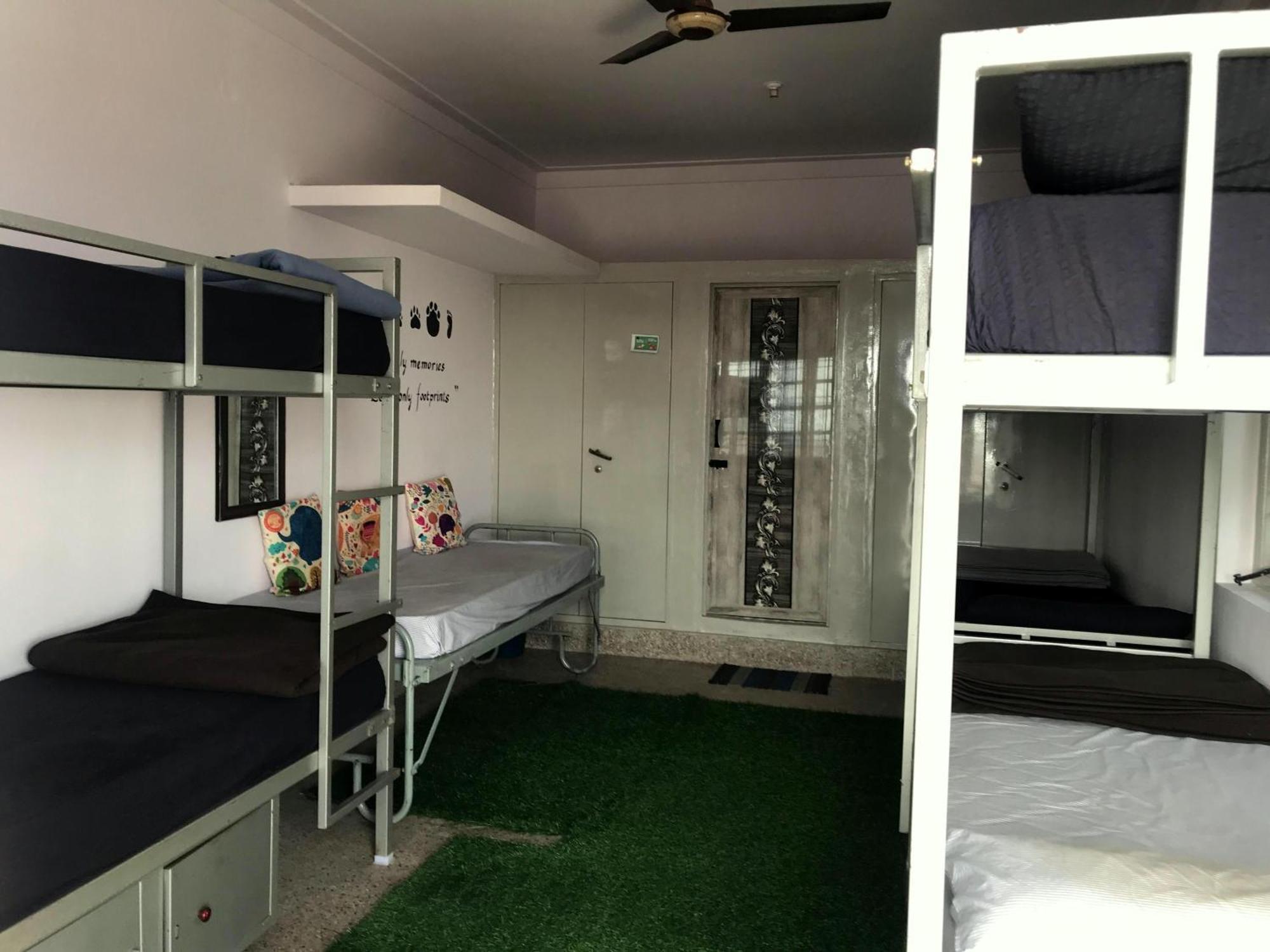 Tusker Tribe Hostel *