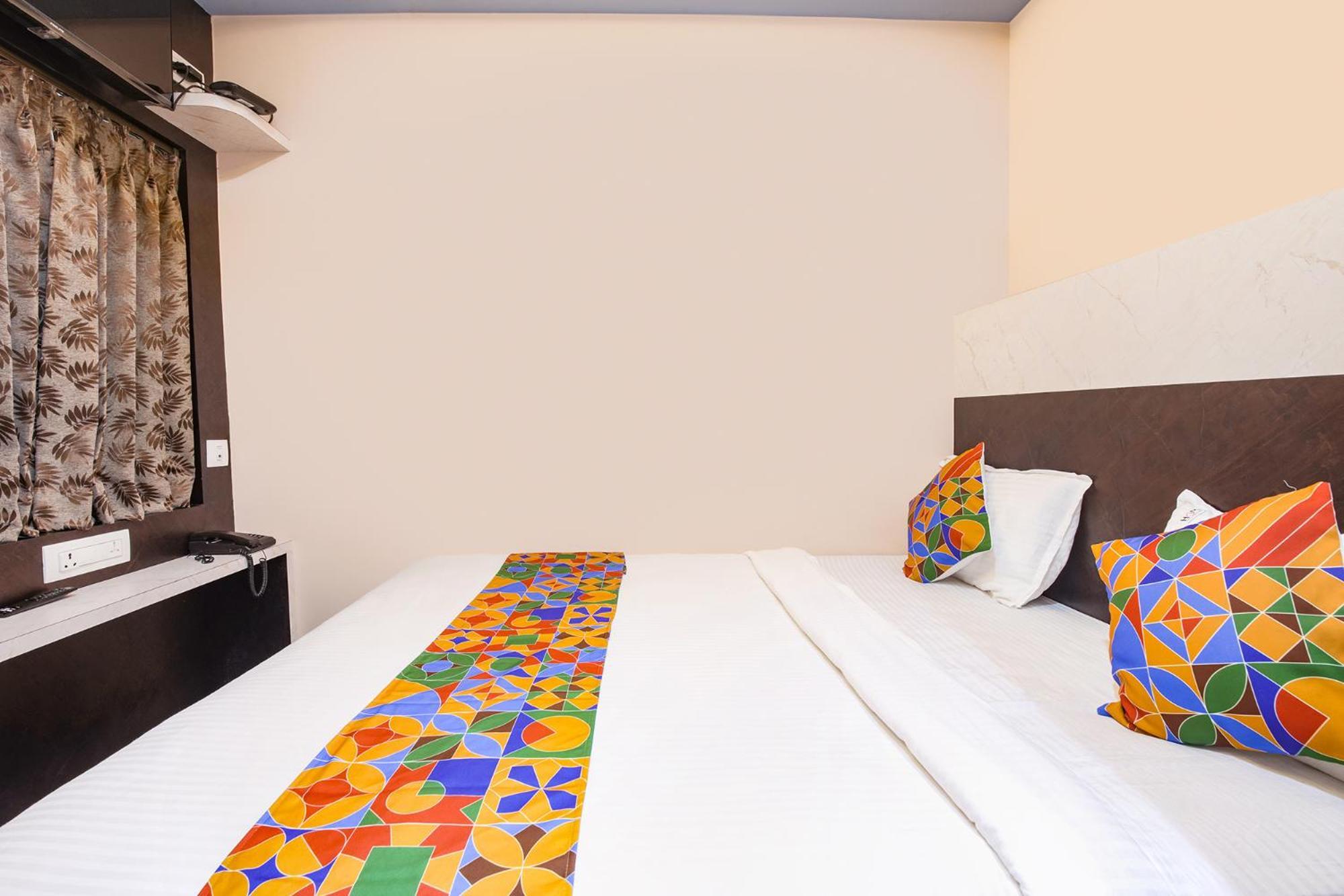 Fabexpress Heaven Hotel 3*
