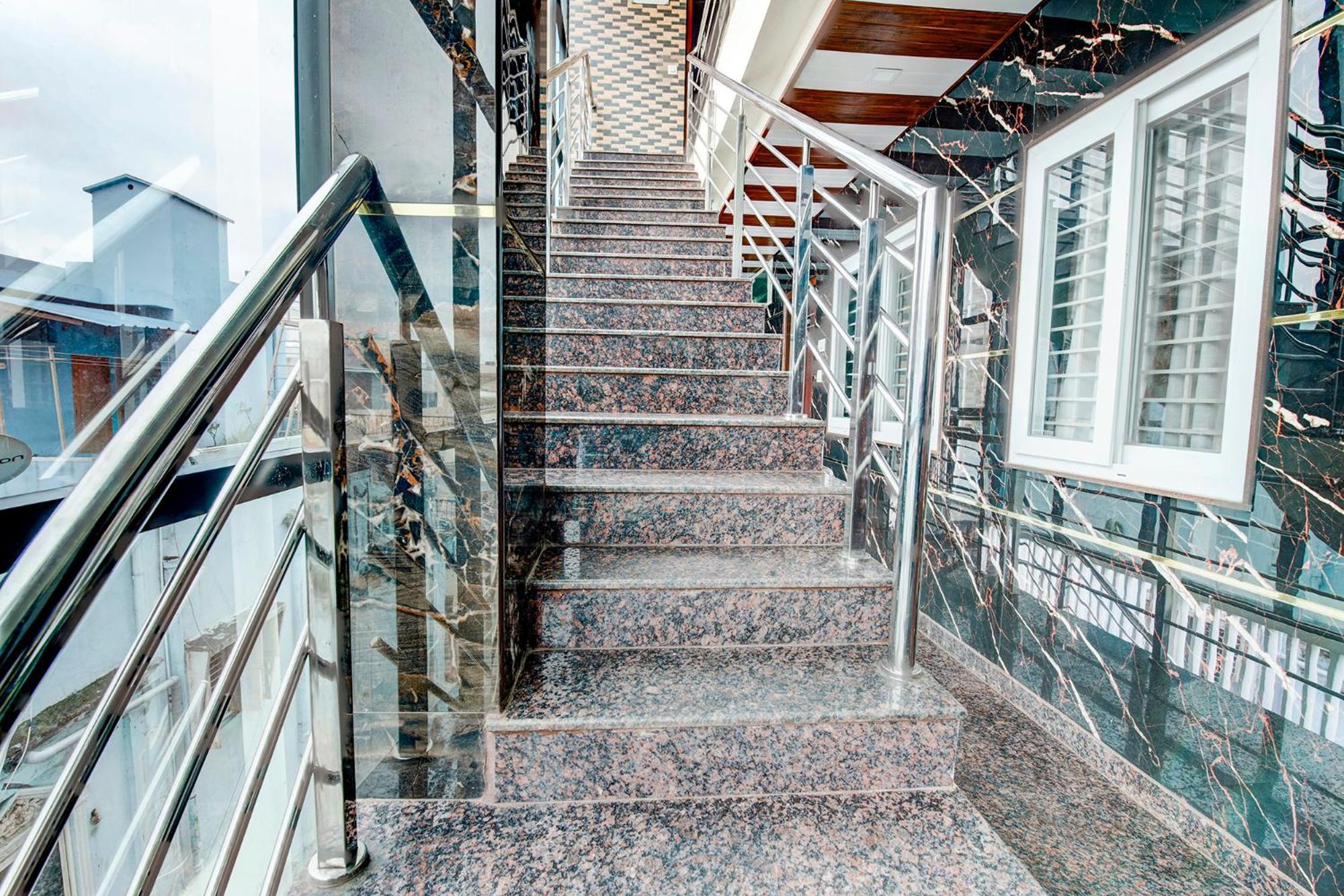 Fabexpress Heaven Hotel Mysore