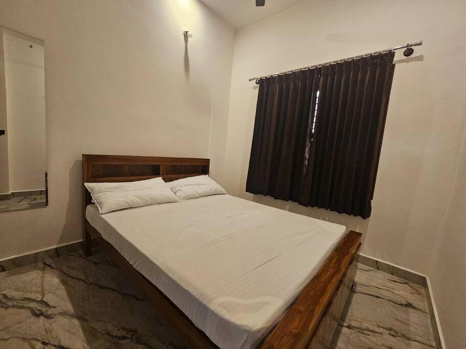 Bricknest Hillview Apartment *