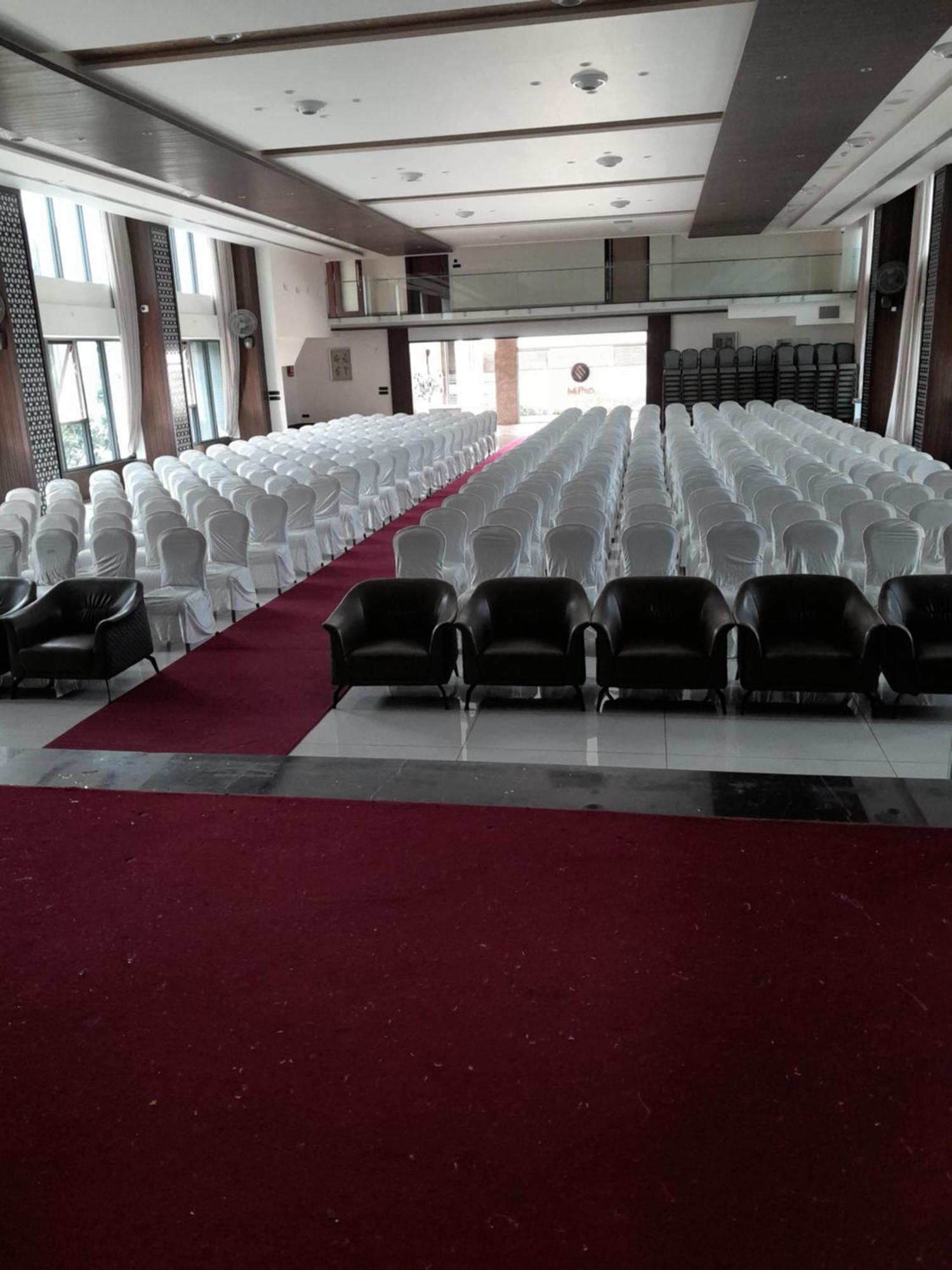 M Pro Palace - 12 Minutes To Palace Hotel 3*
