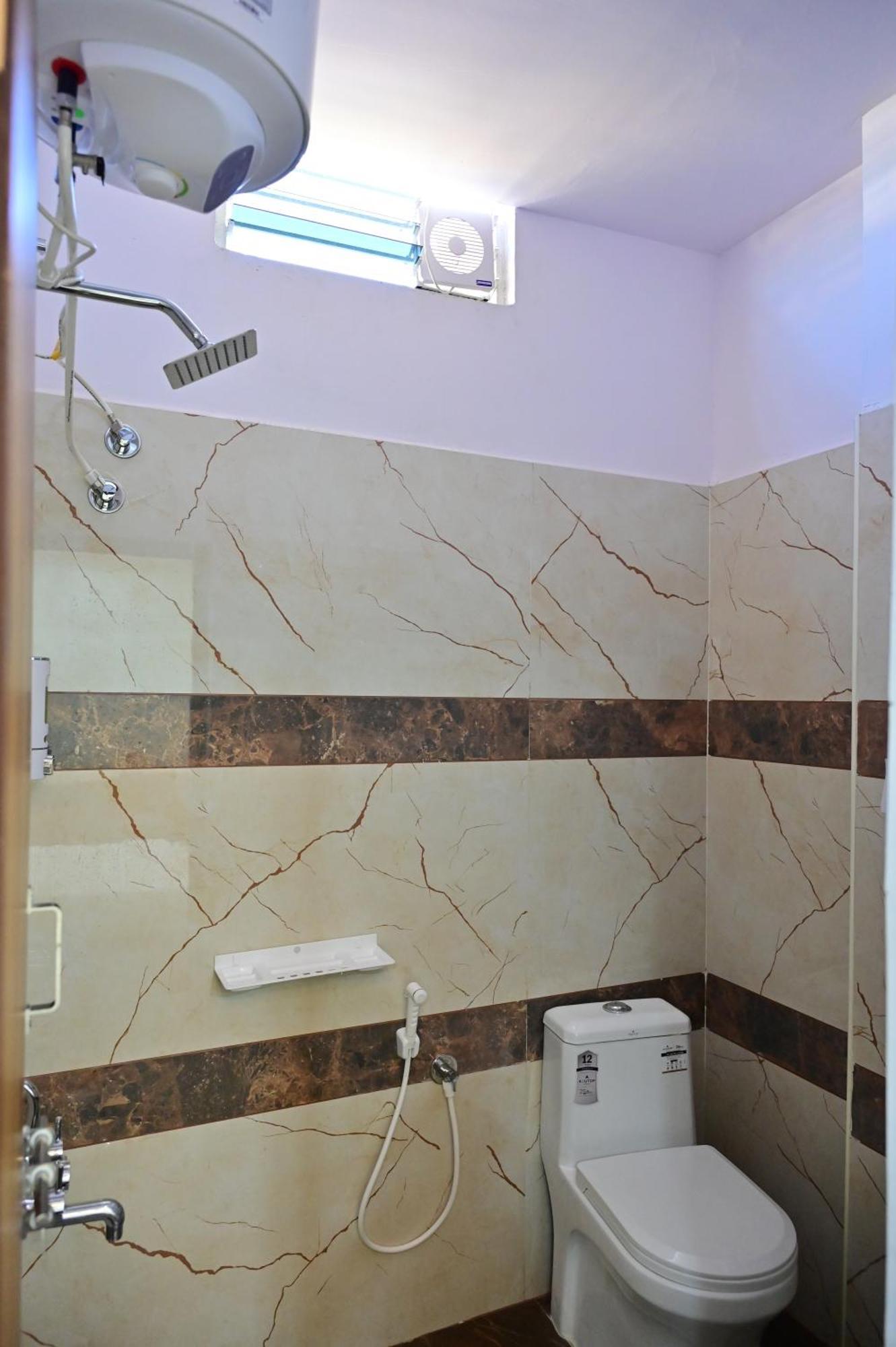 Address Residency Hotel 2*