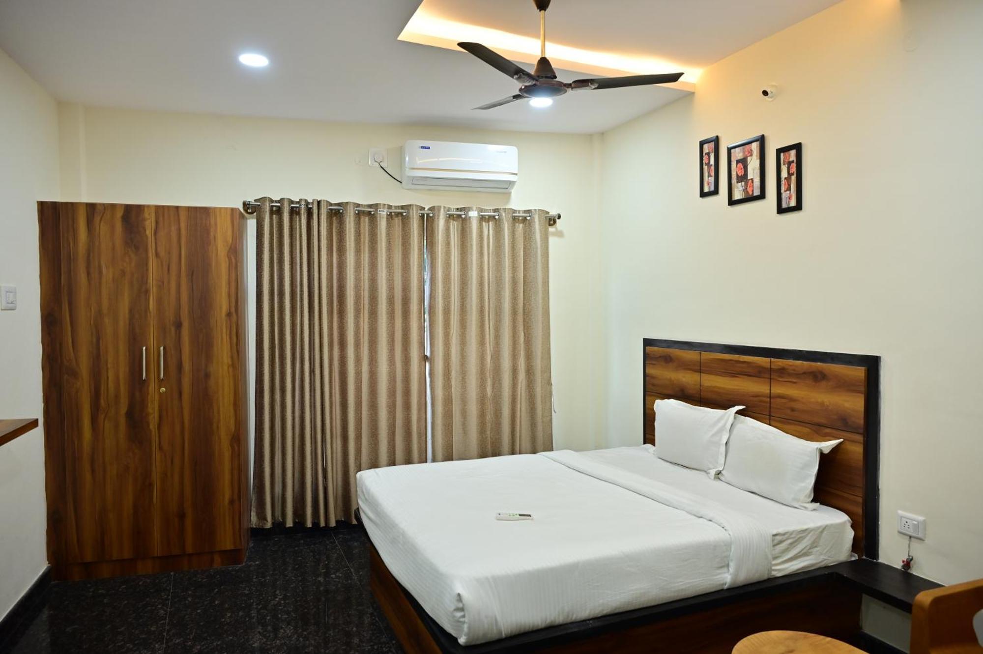 Address Residency Hotel 2*