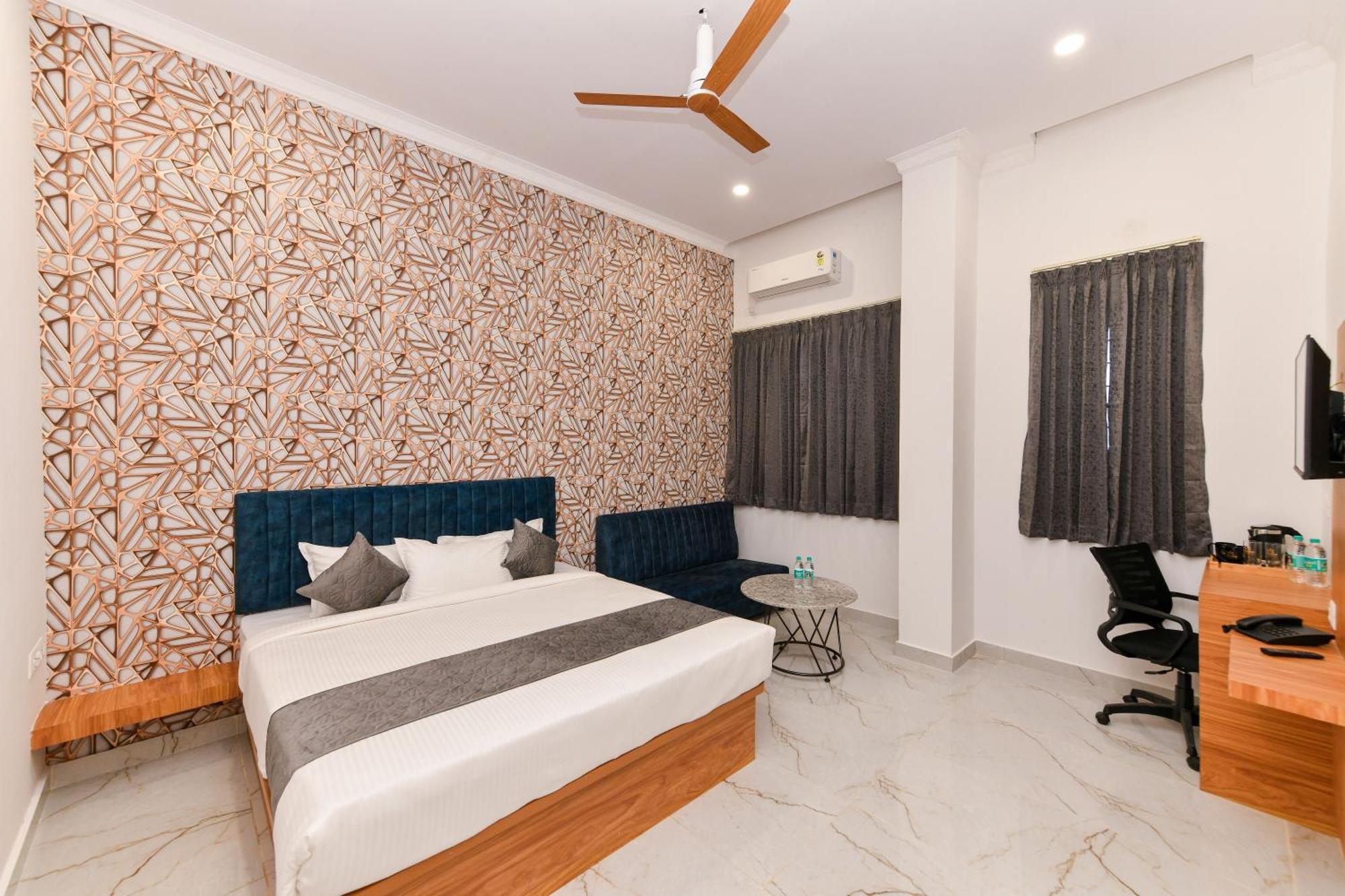 Hotel Shine International