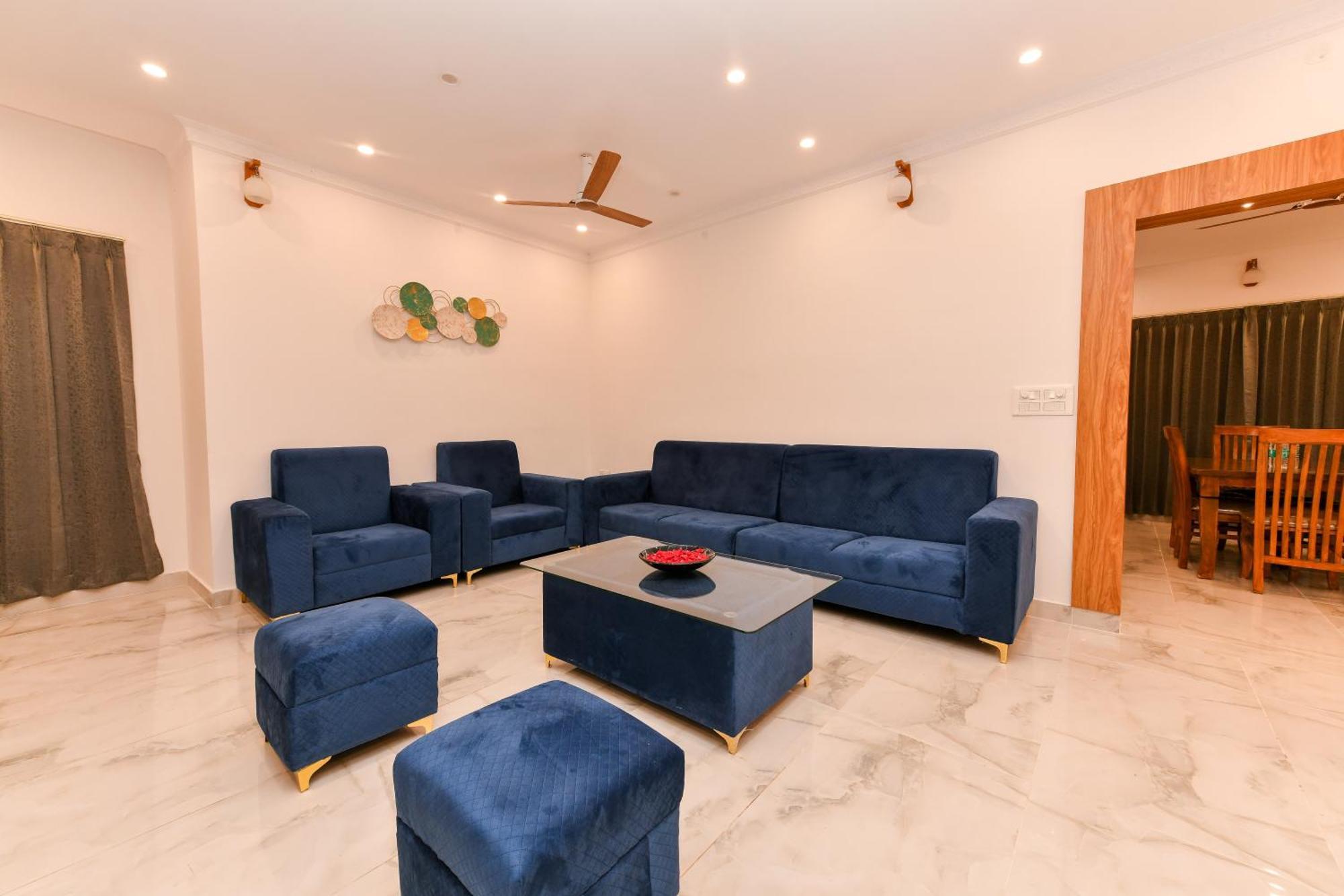 Shine International Hotel 3*