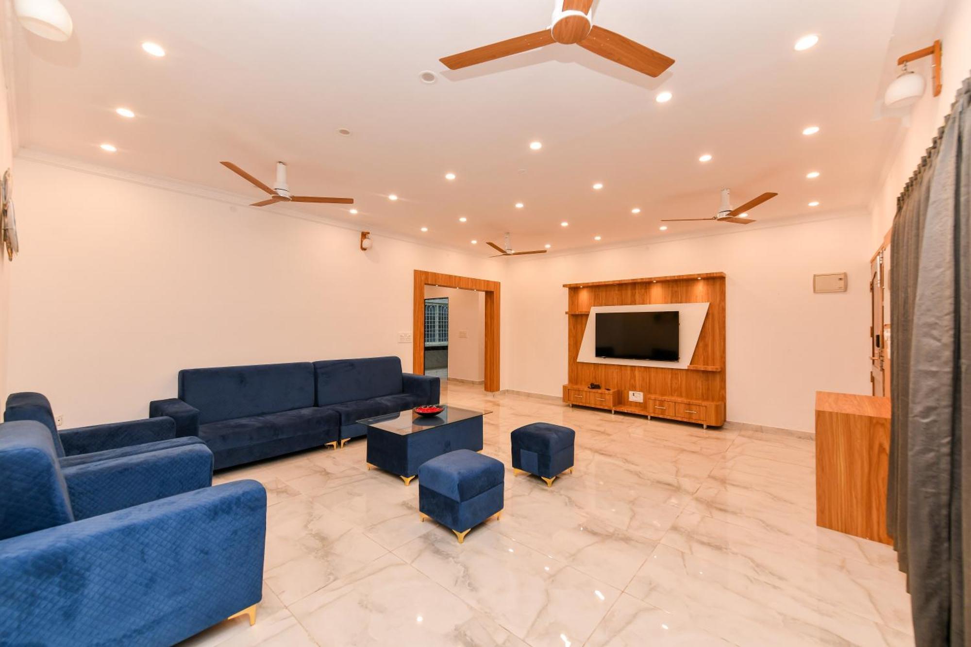 Hotel Shine International 3*