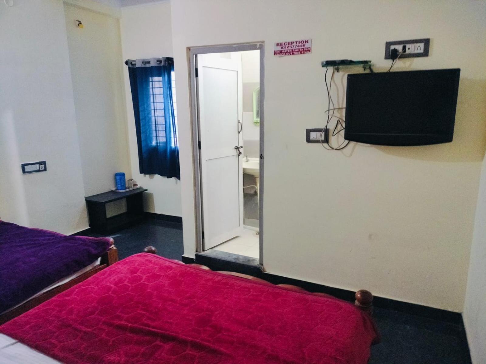 Hk Hotel Mysore