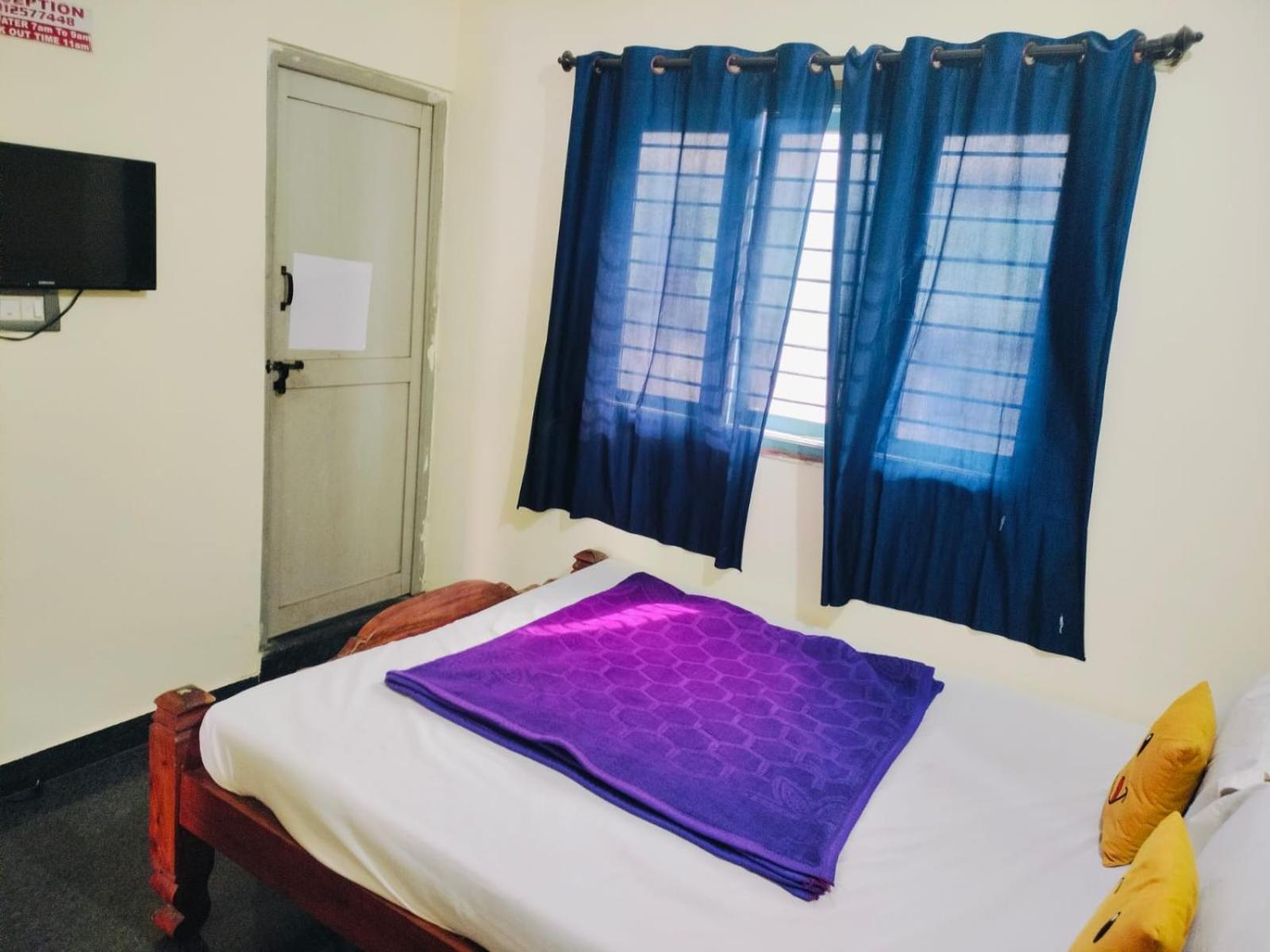 Hk Hotel Mysore