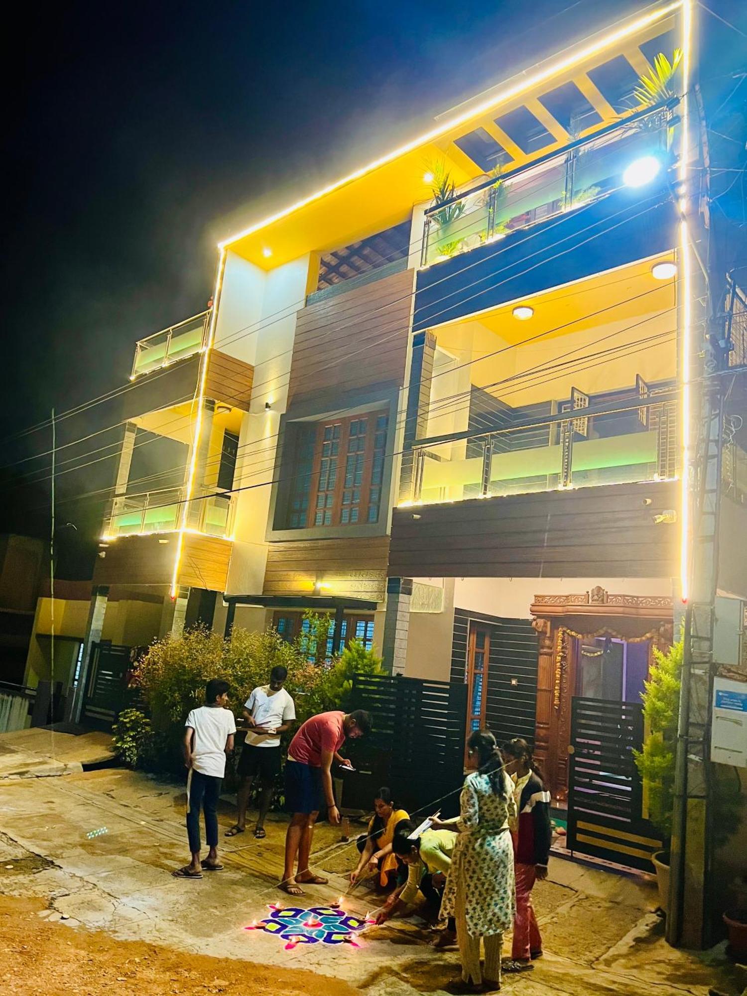 Kings Villa *