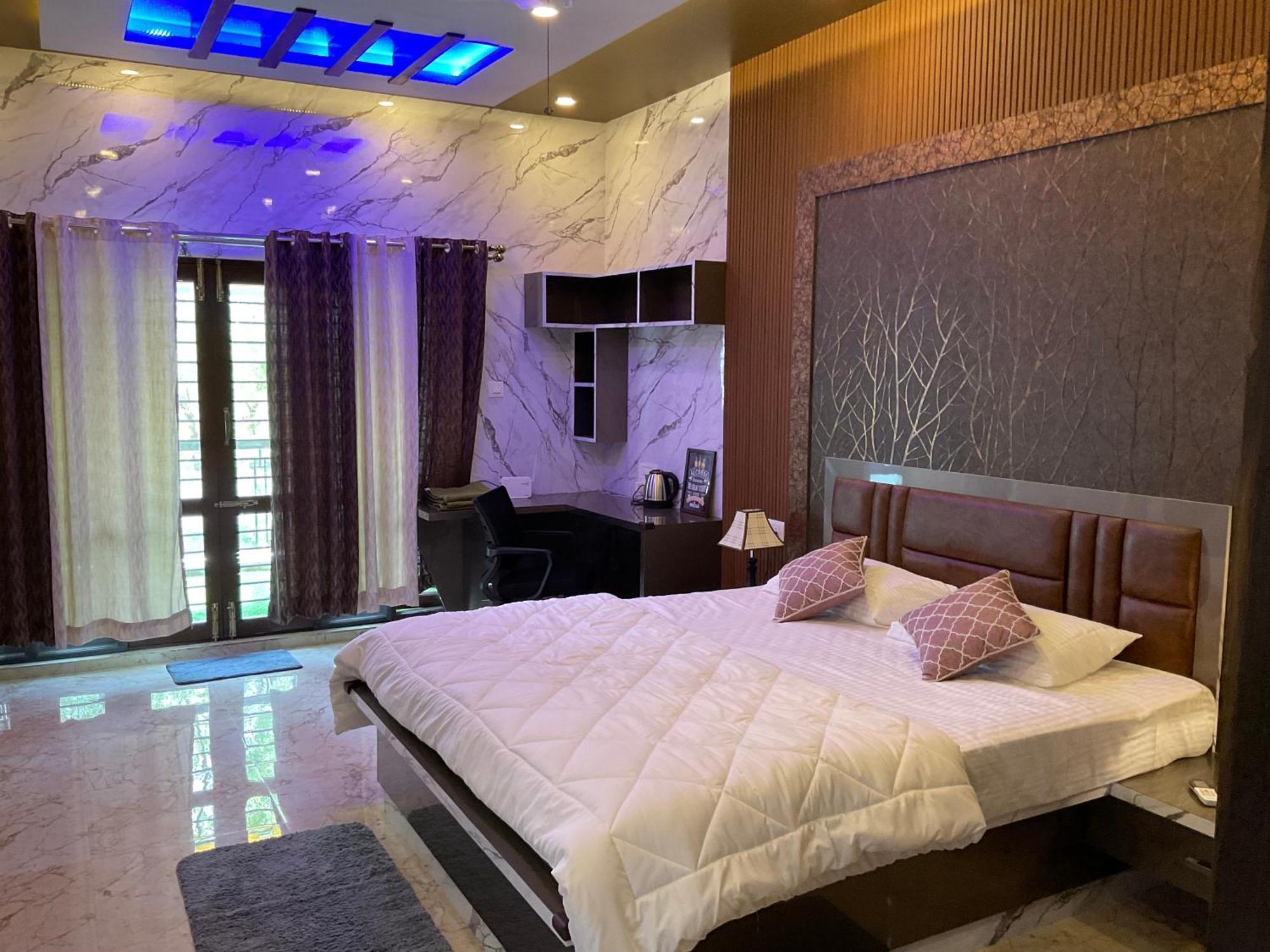 Kings Villa