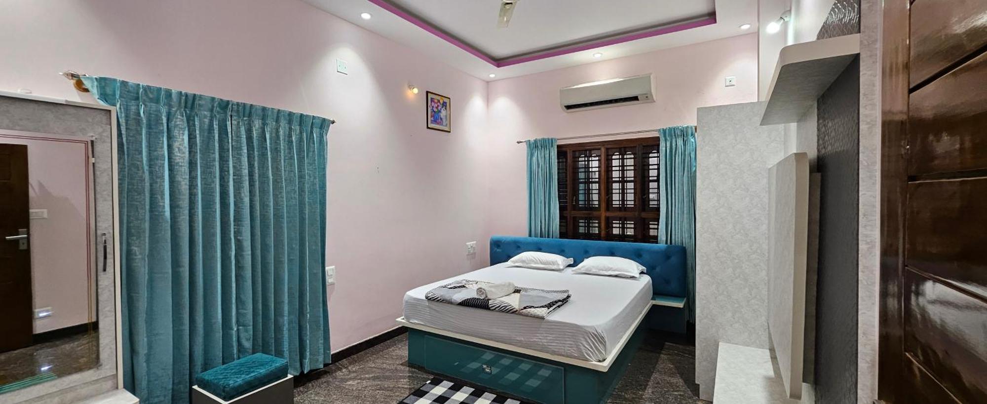 Krish Premium Service Apartment Mysore