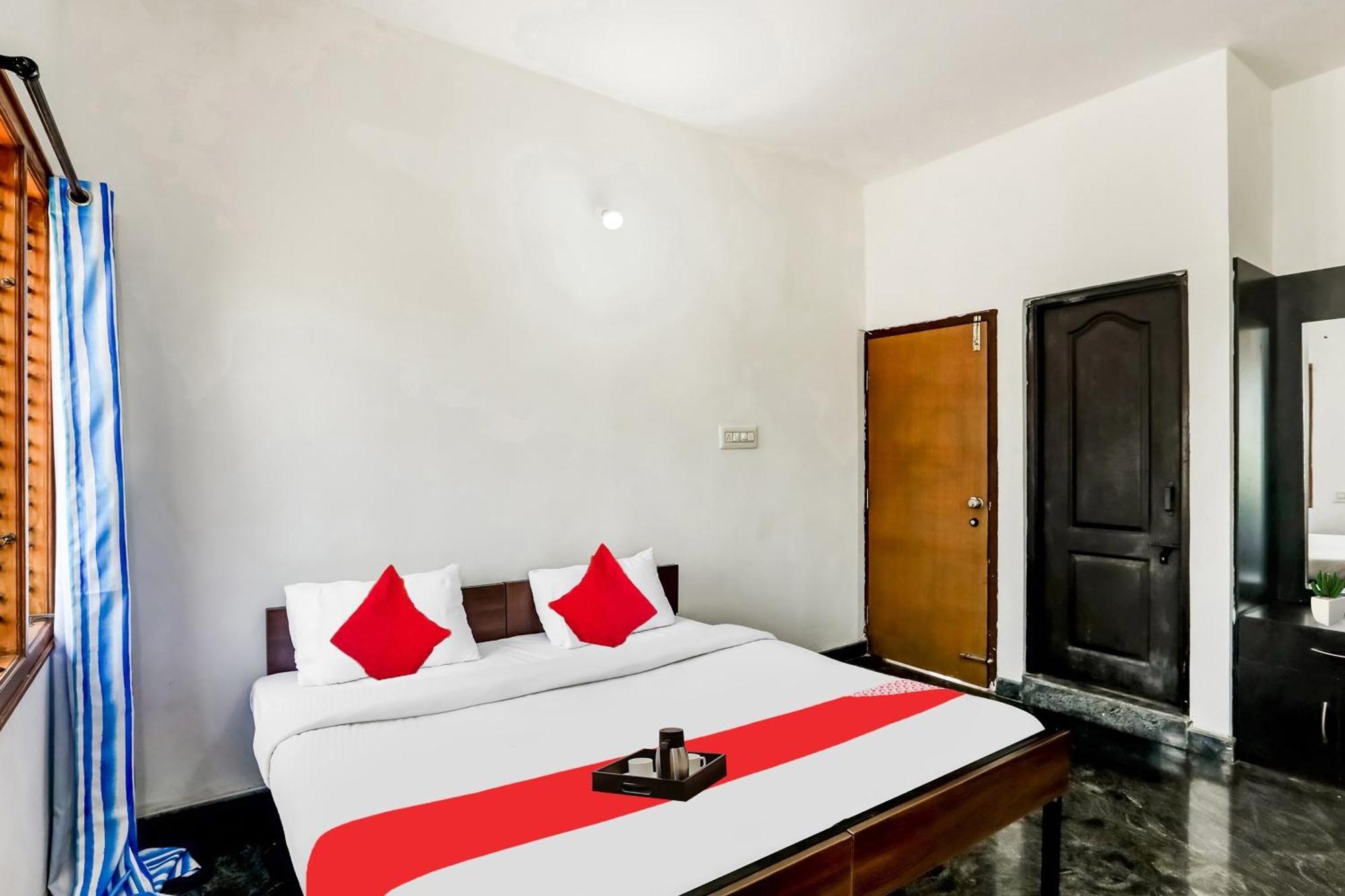 O Pool 3* Mysore