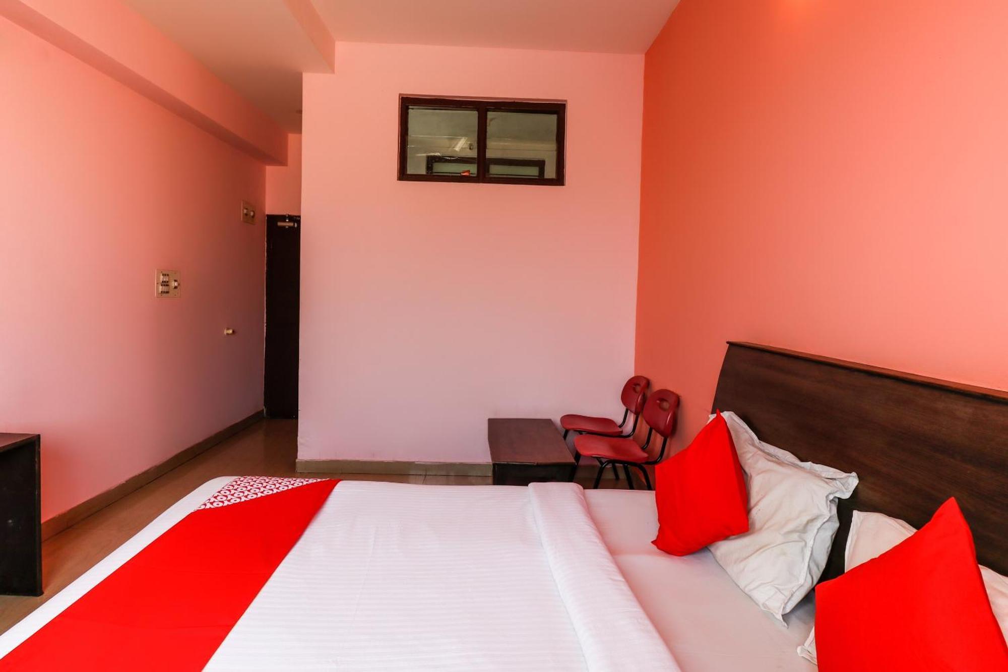 Hotel O Jeevan Residency