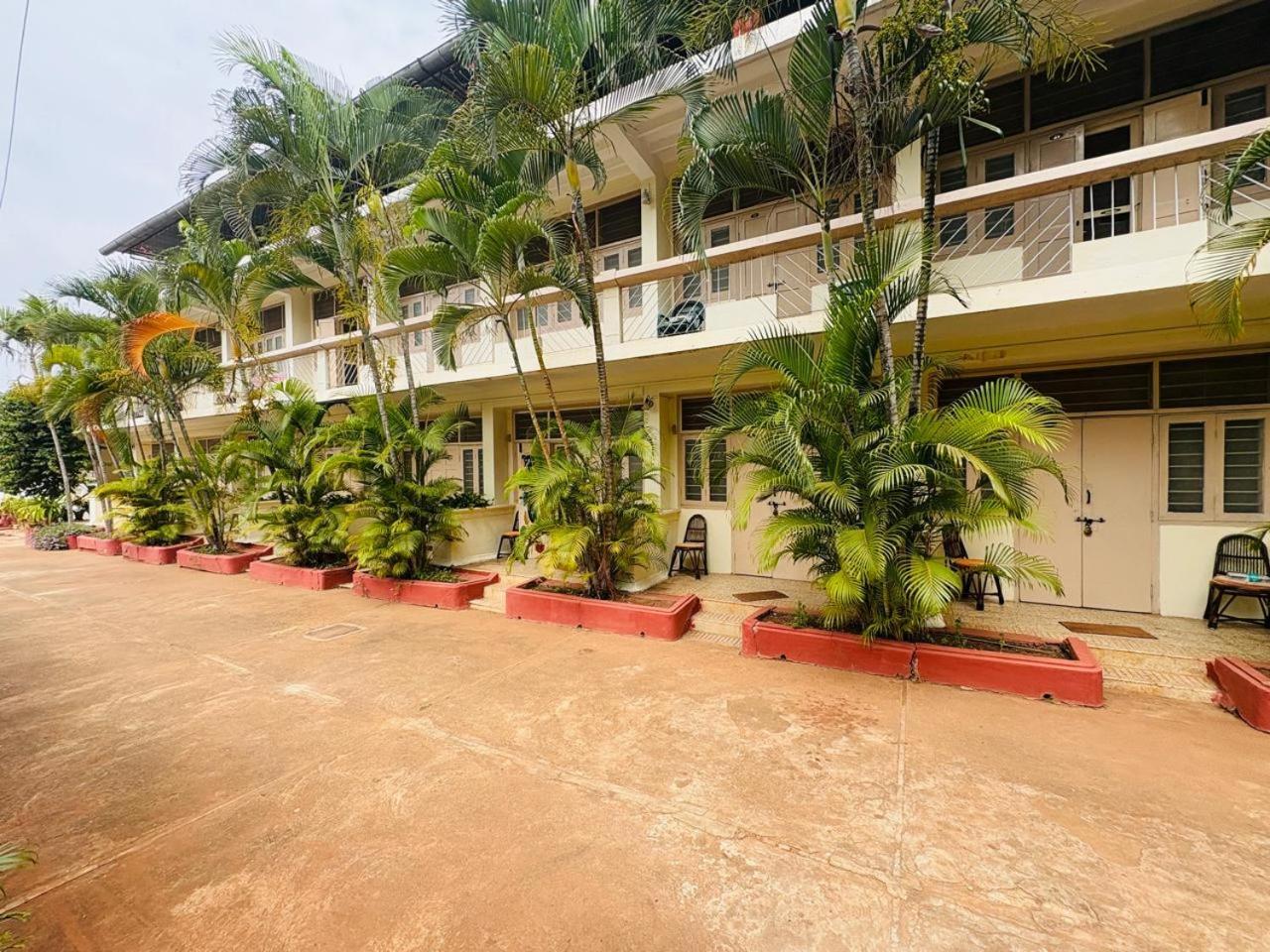 The Hotel 3*