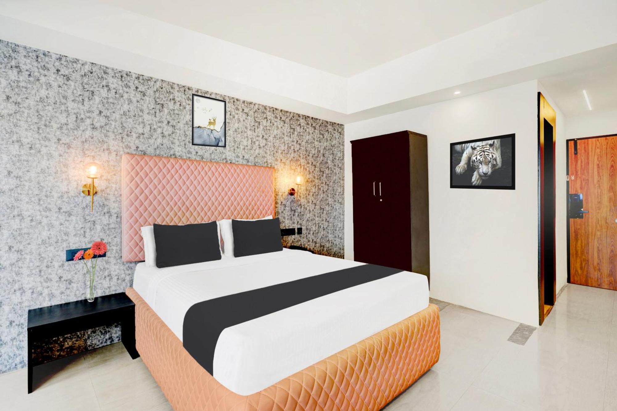 Super Townhouse Hotel Mysore