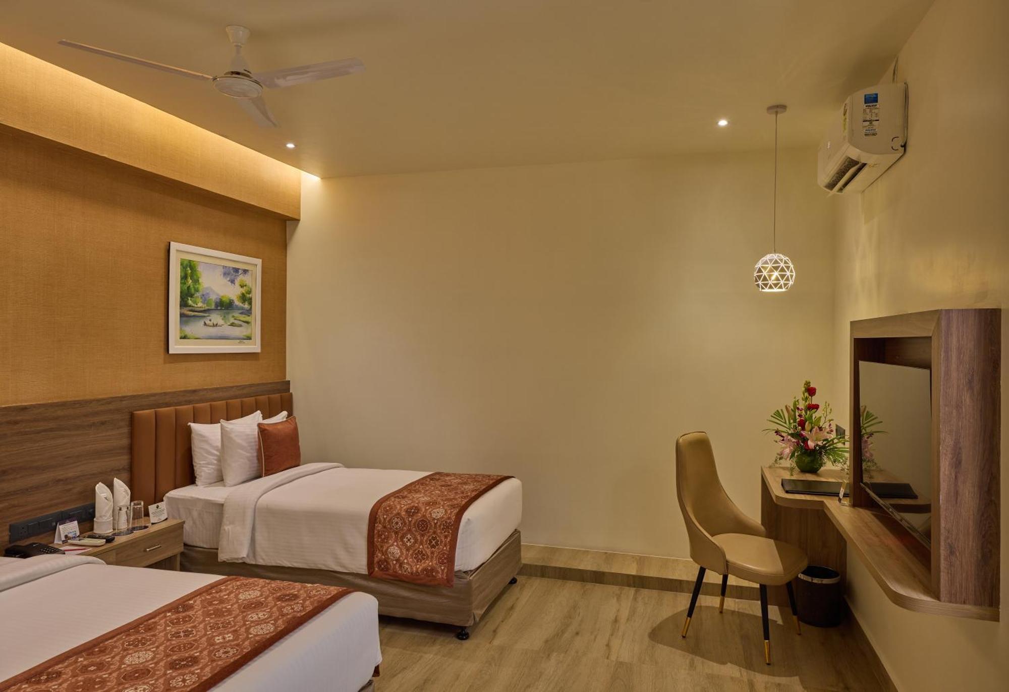 Hotel Grand Continent A Sarovar Portico Affiliate