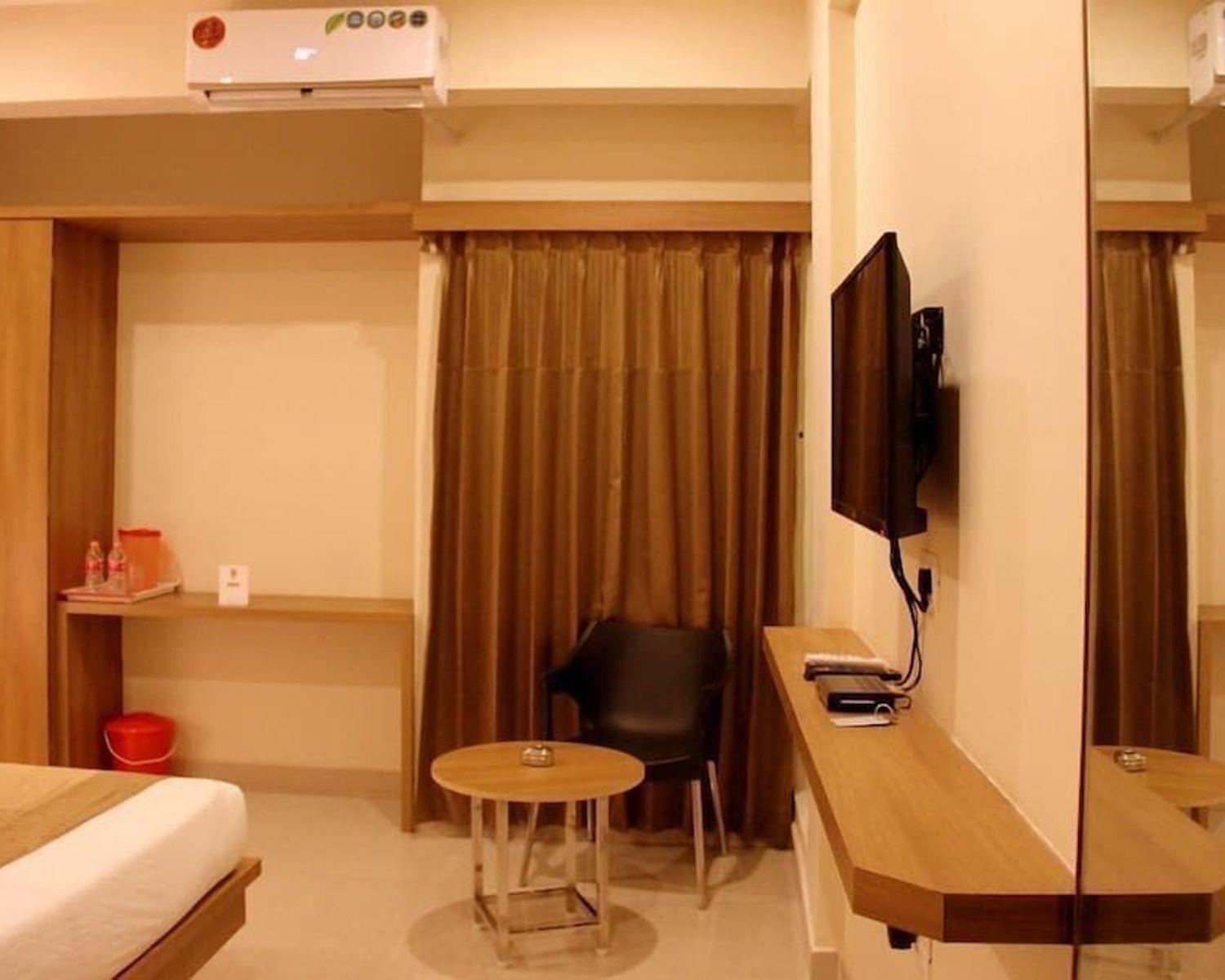 Samasth And Suits Hotel