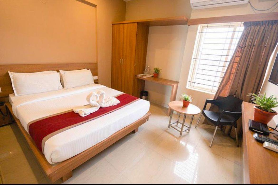 Hotel Samasth And Suits