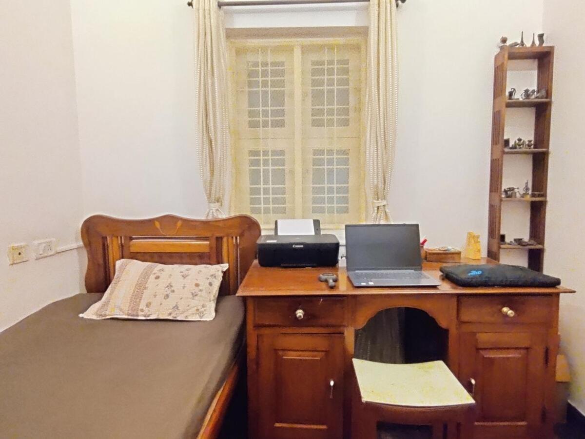 Garden Mindfully Laid Out & Furnished Villa *