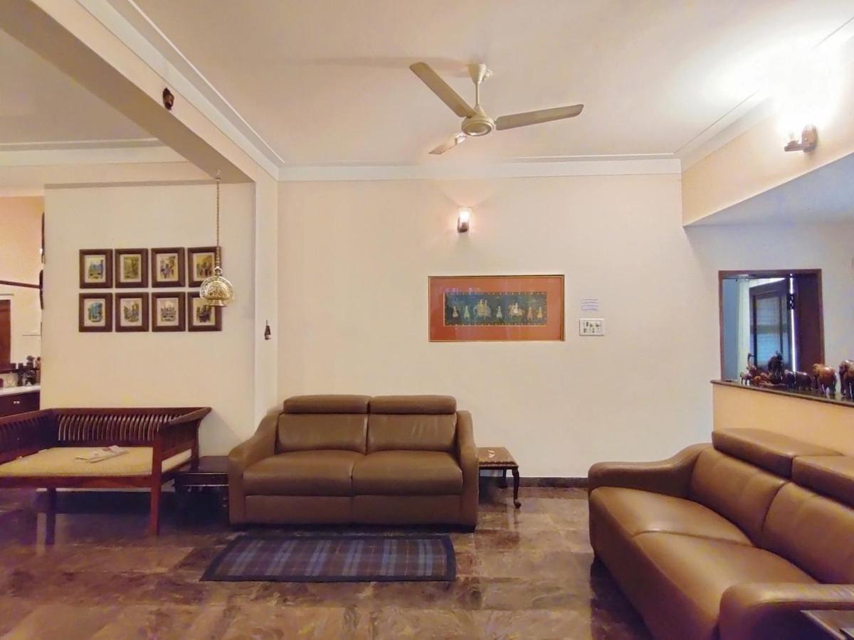 Garden Mindfully Laid Out & Furnished Villa *