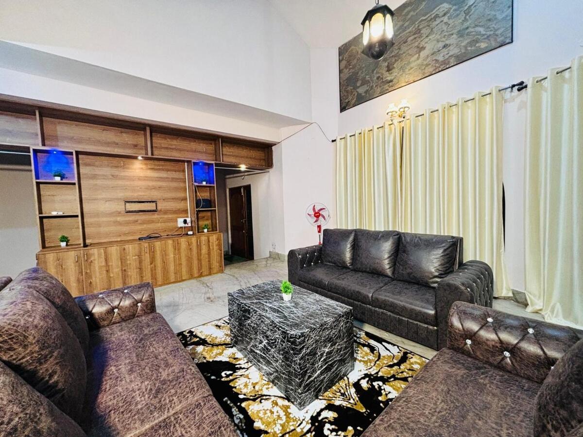 Majestic 5bhk Ac Bunglow Villa *