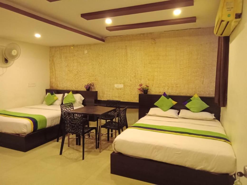 Hotel Mahaveer Comforts