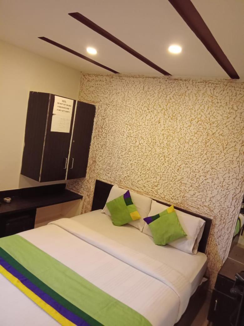 Hotel Mahaveer Comforts Mysore