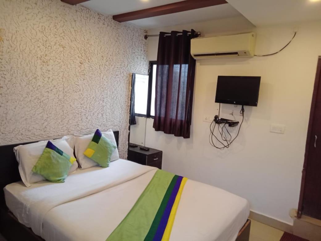 Mahaveer Comforts Hotel