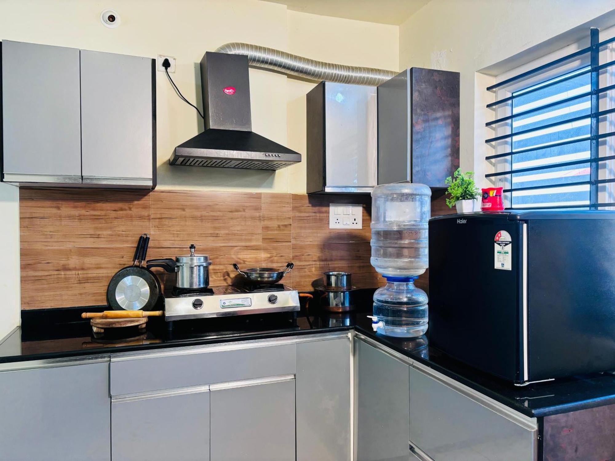 Silver Wings Service - 2bhk Ac Apartment Mysore