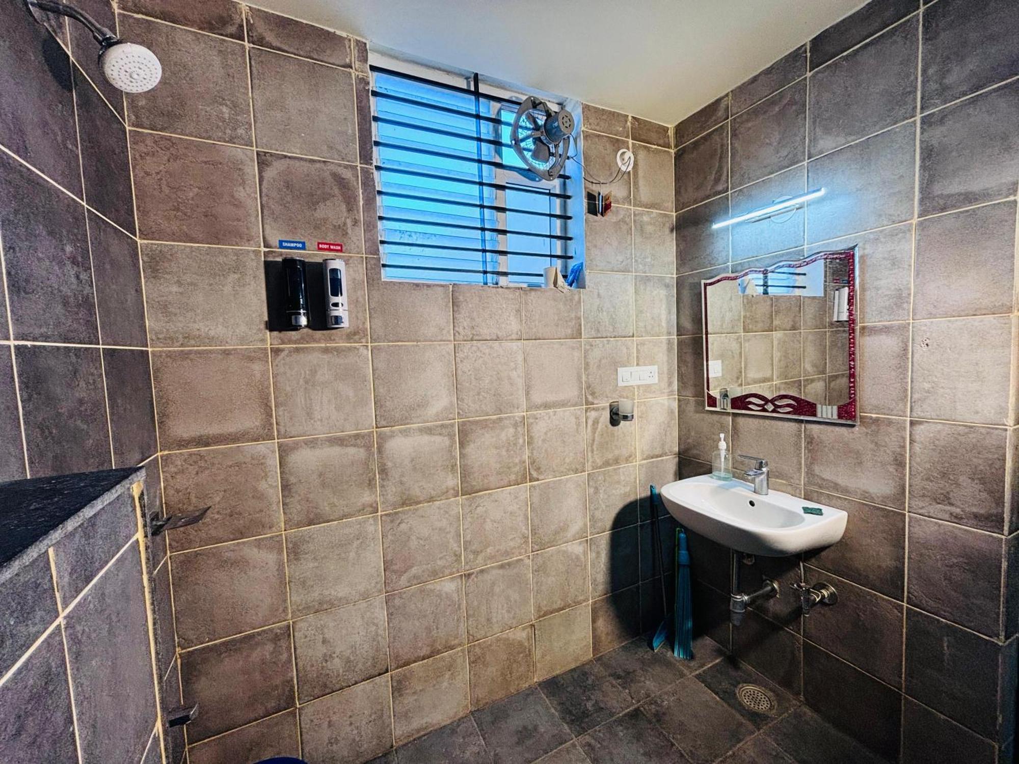 Silver Wings Service - 2bhk Ac * Mysore
