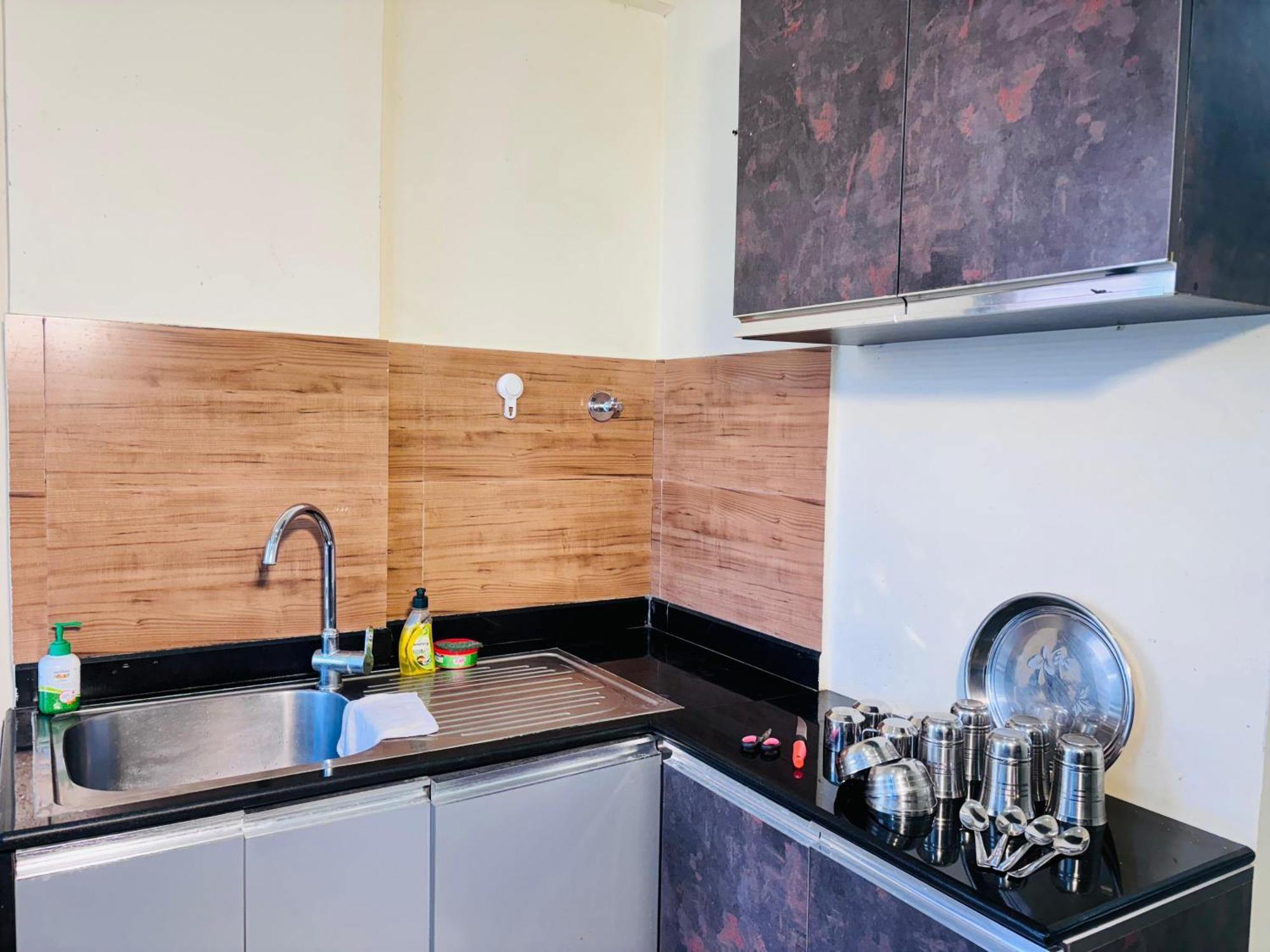 Silver Wings Service - 2bhk Ac Apartment