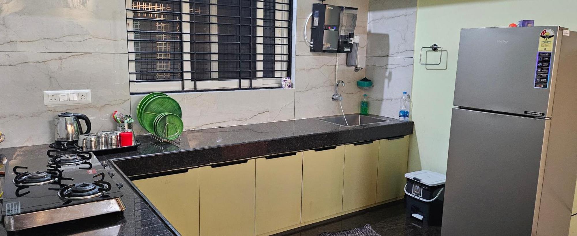 Apartment Rashmi Service
