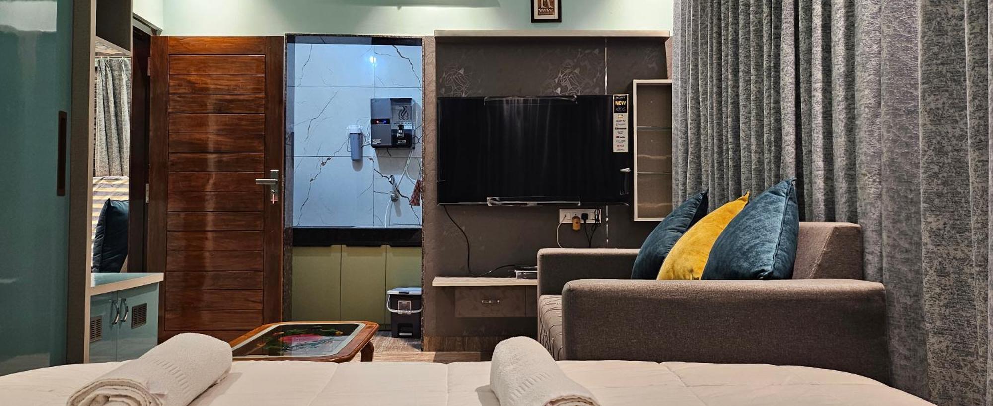 Rashmi Service Apartment