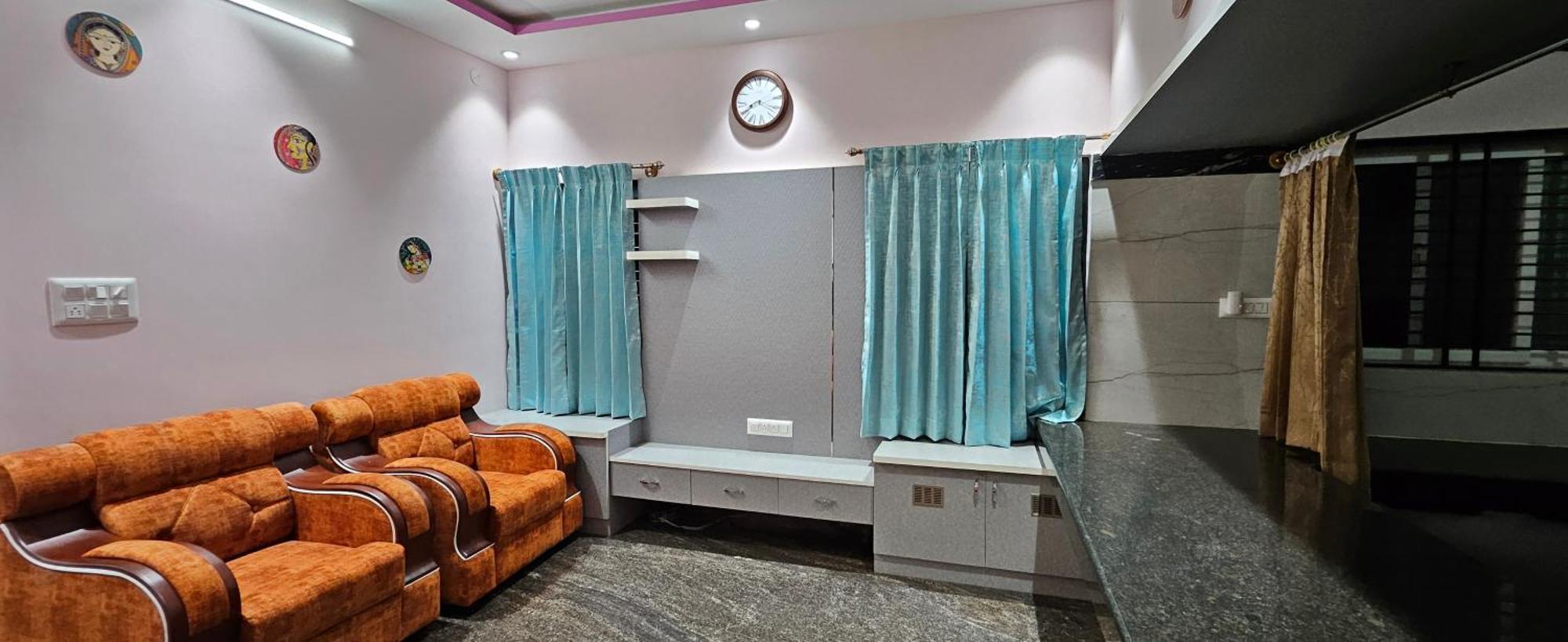 Rashmi Service Apartment