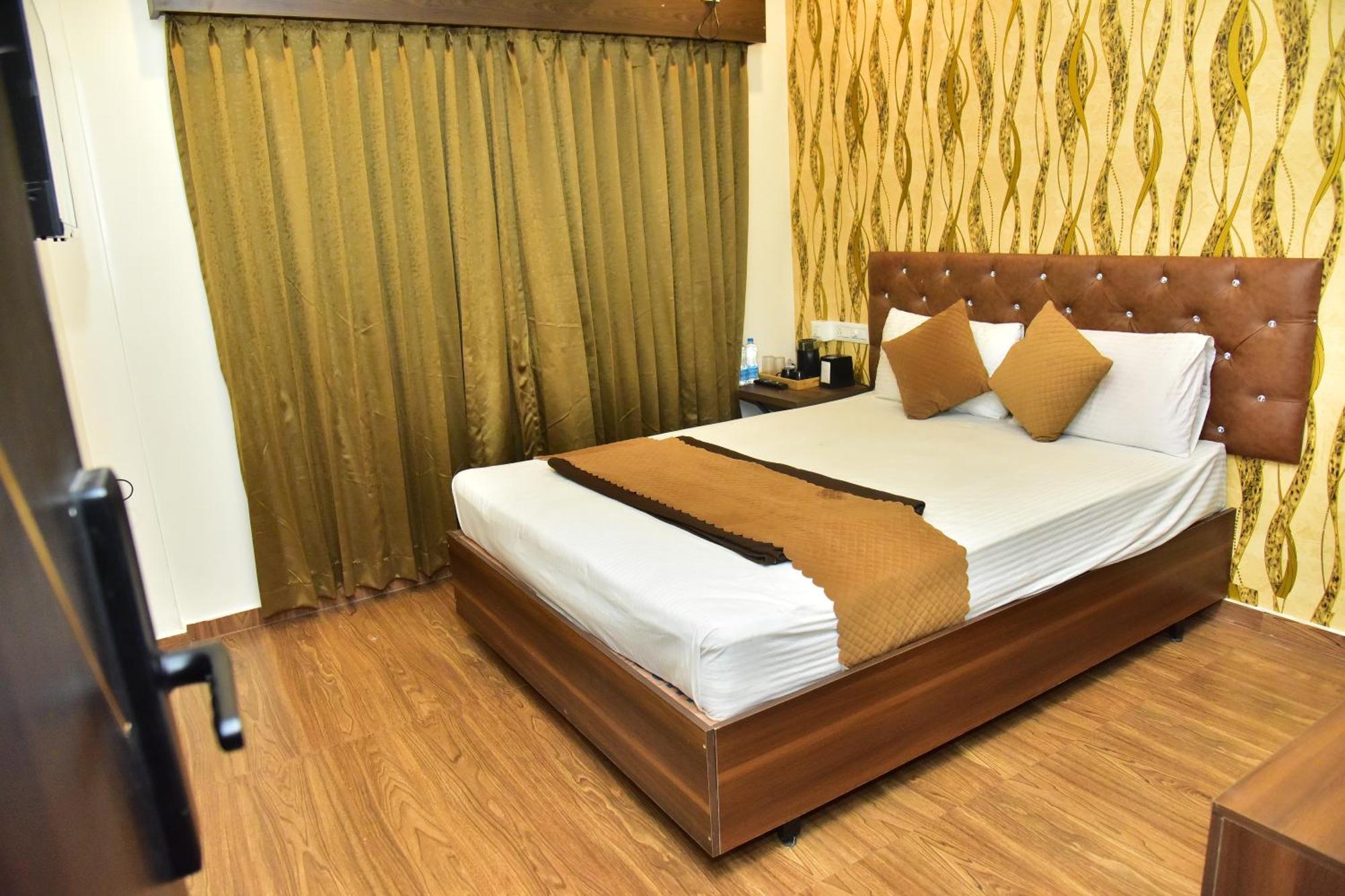 Meadows Hotel