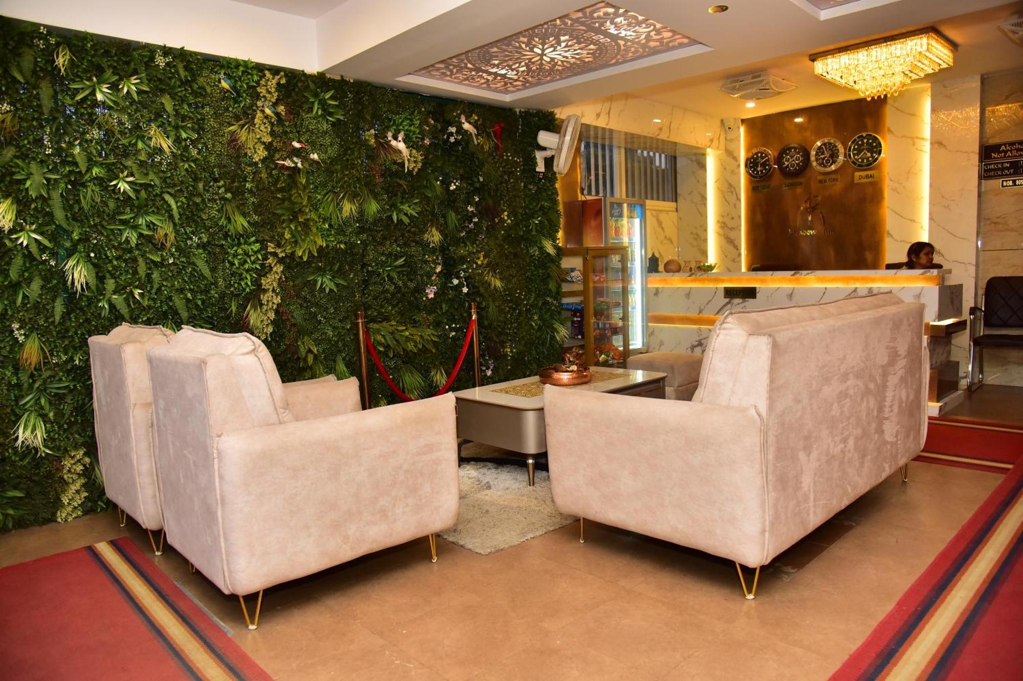 Meadows Hotel 3*